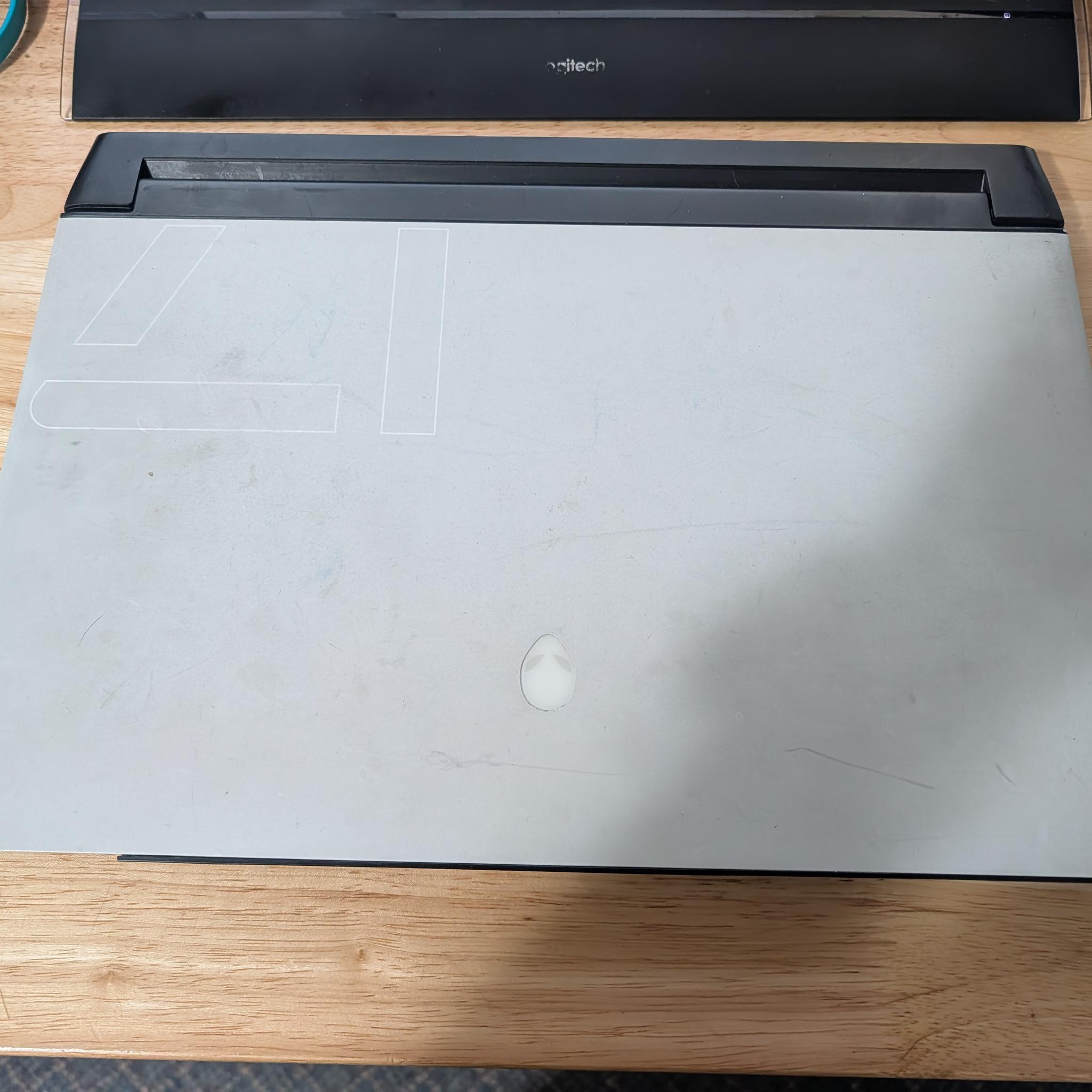 Alienware m17 R4 Laptop with NVIDIA 2070 8GB GPU, 16 GB RAM, 1TB NVMe Storage