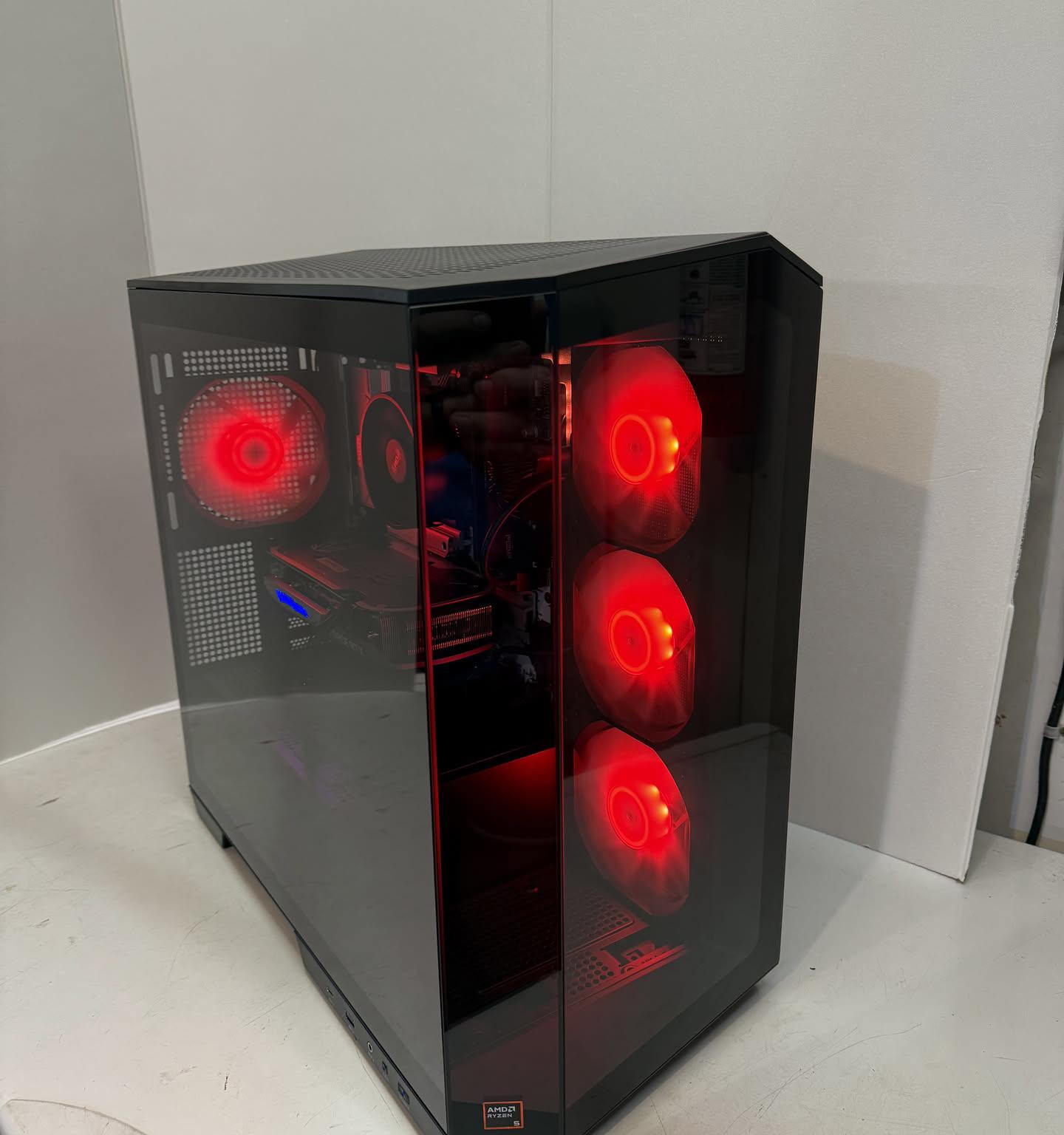 *NEW* Custom Gaming PC w/ 4070 & RGB