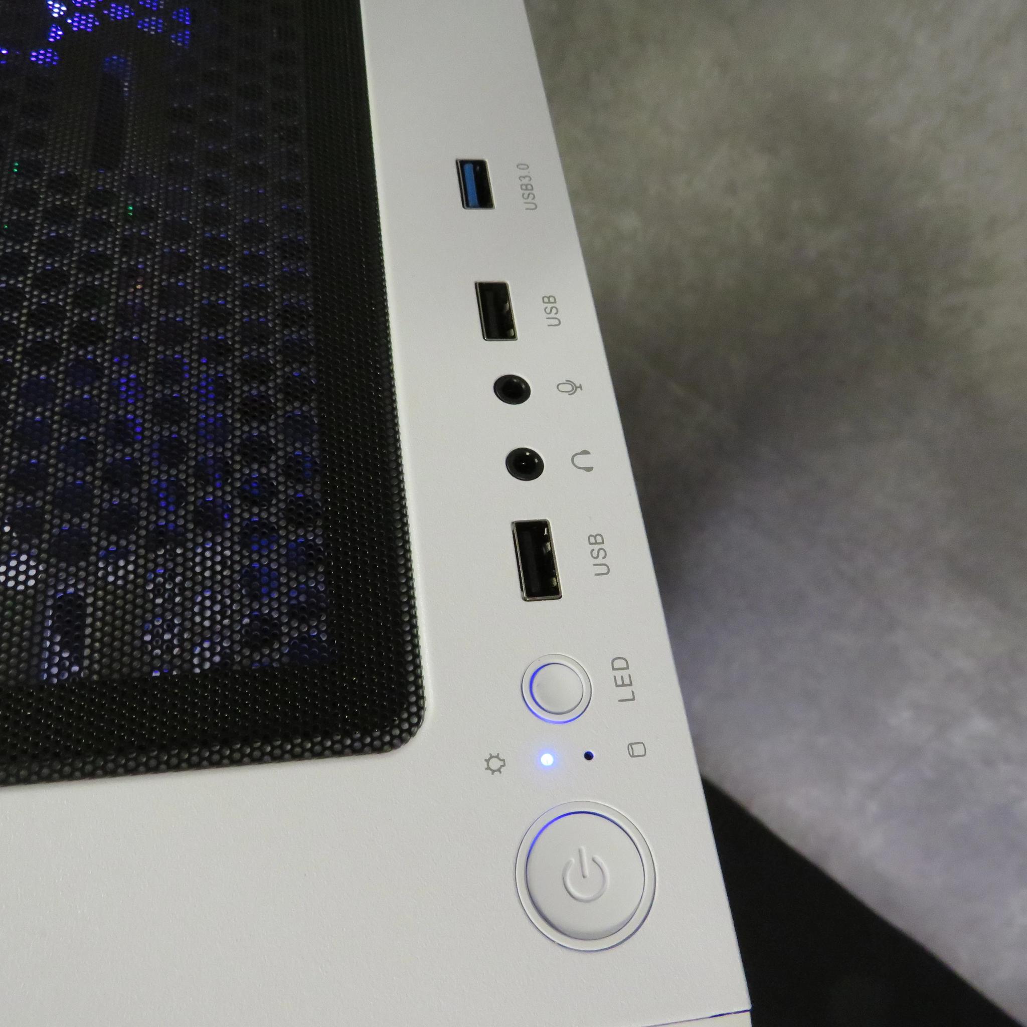 Best Entry level GAMER! Ryzen 5 3600 + GTX 1660ti + 16 GB DDR4 + 1 TB NMVE SSD