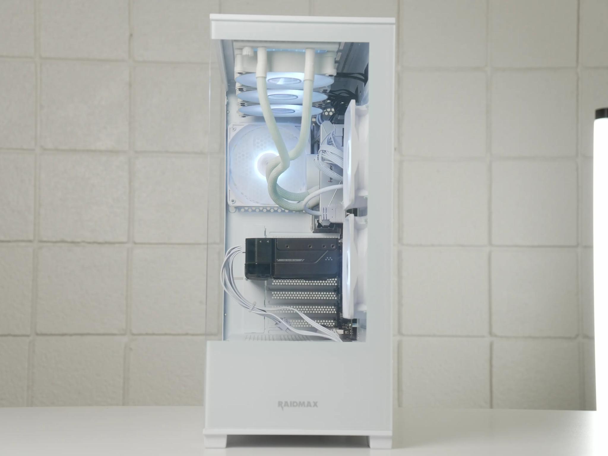 RTX 4070 Gaming PC | INTEL i5 12600KF | 32GB RAM | 1TB SSD | Windows 11 | Liquid cooling |