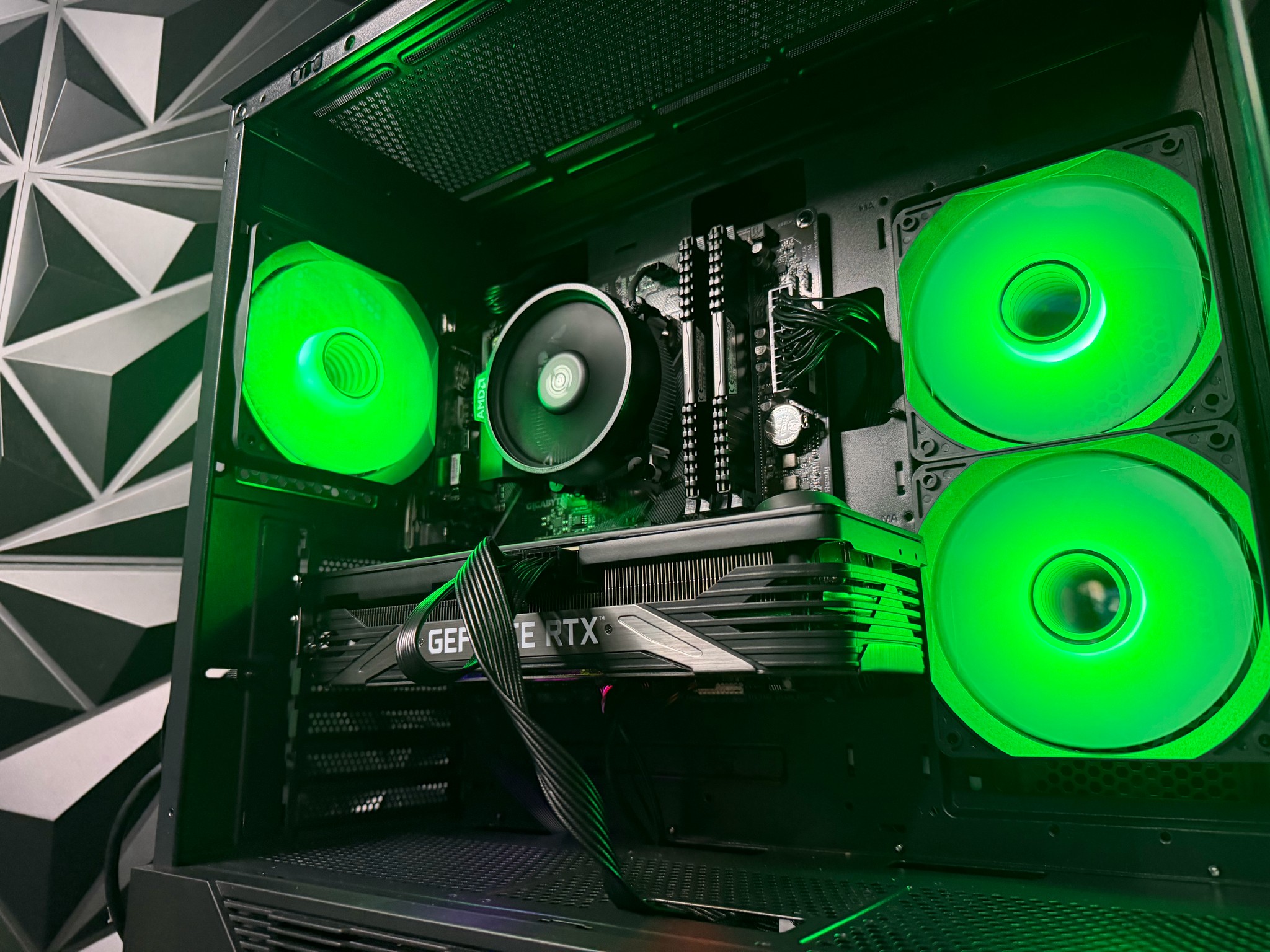 ⚠️💻 DIGI DANGER 5570 💻⚠️ Ryzen 5 5500| RTX 3070 | 16 GB DDR4| 750 GB NVMe| 650W PSU