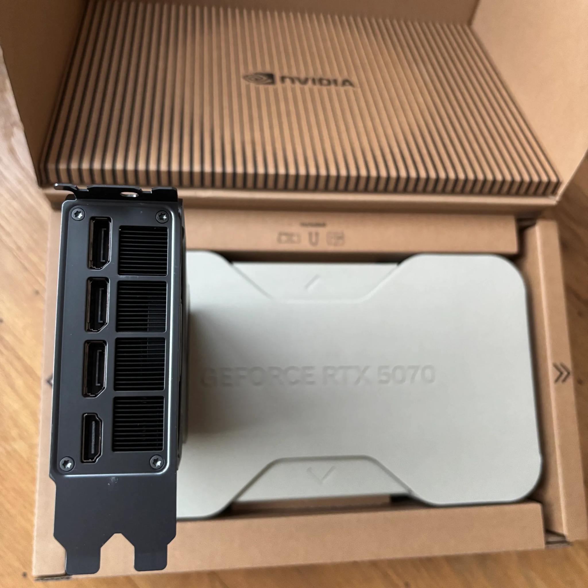 NVIDIA RTX 5070 FE