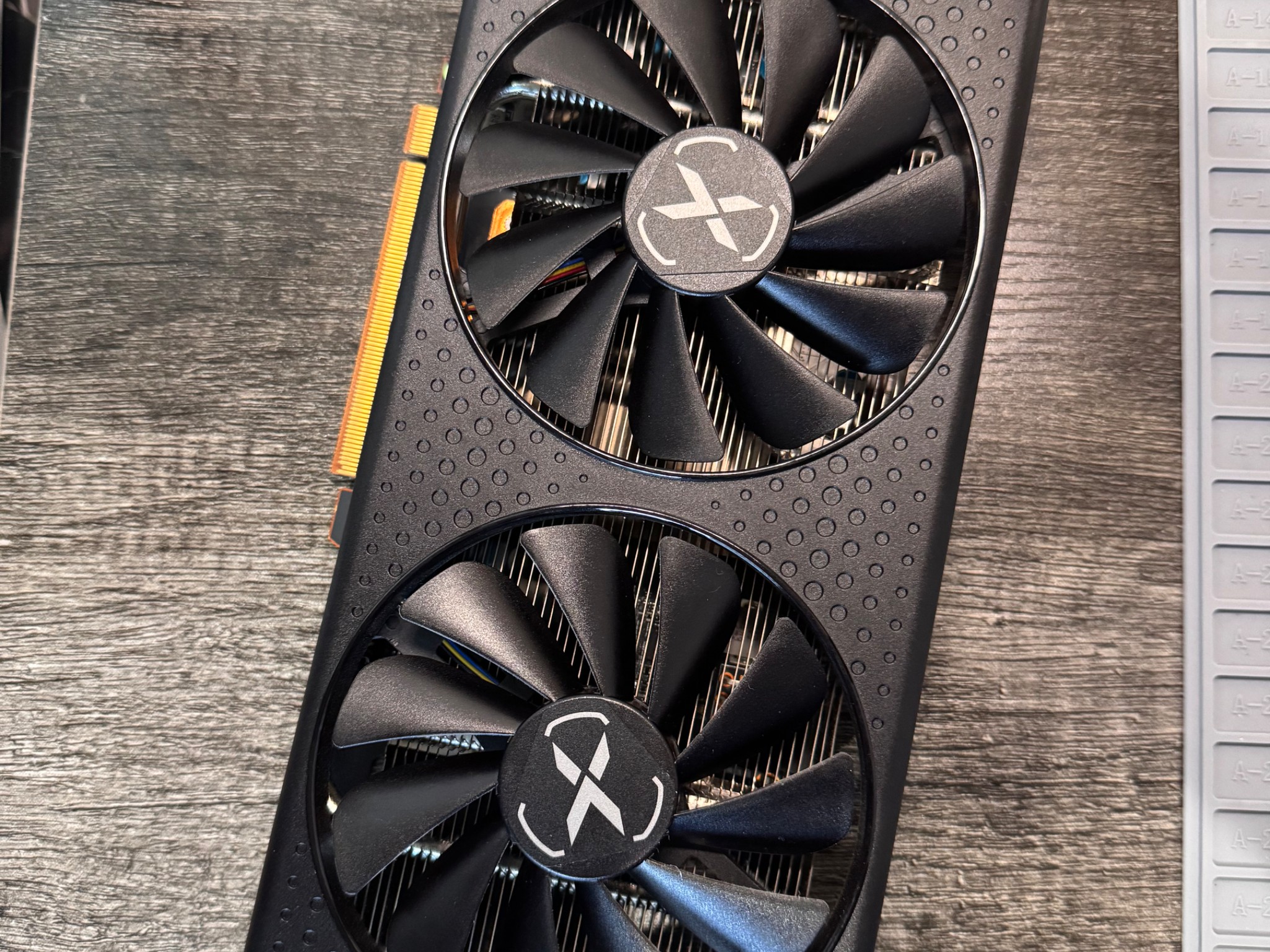 XFX Speedster SWFT 210 Radeon RX 6600 8GB