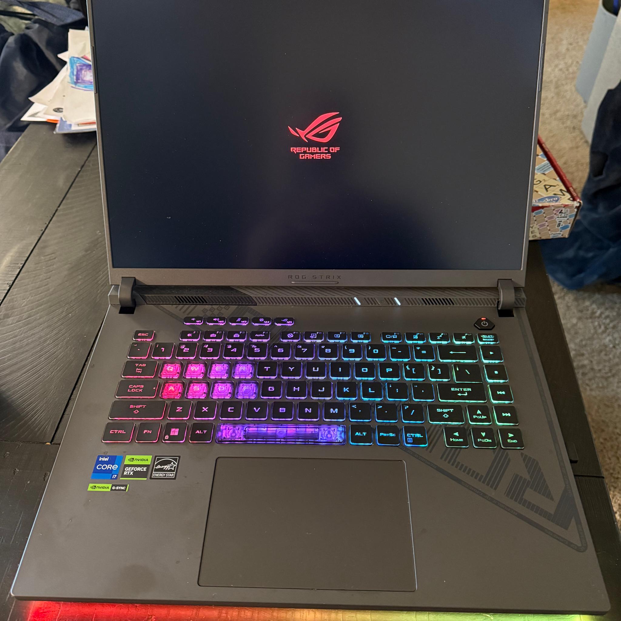 ASUS ROG Strix G16 Gaming Laptop