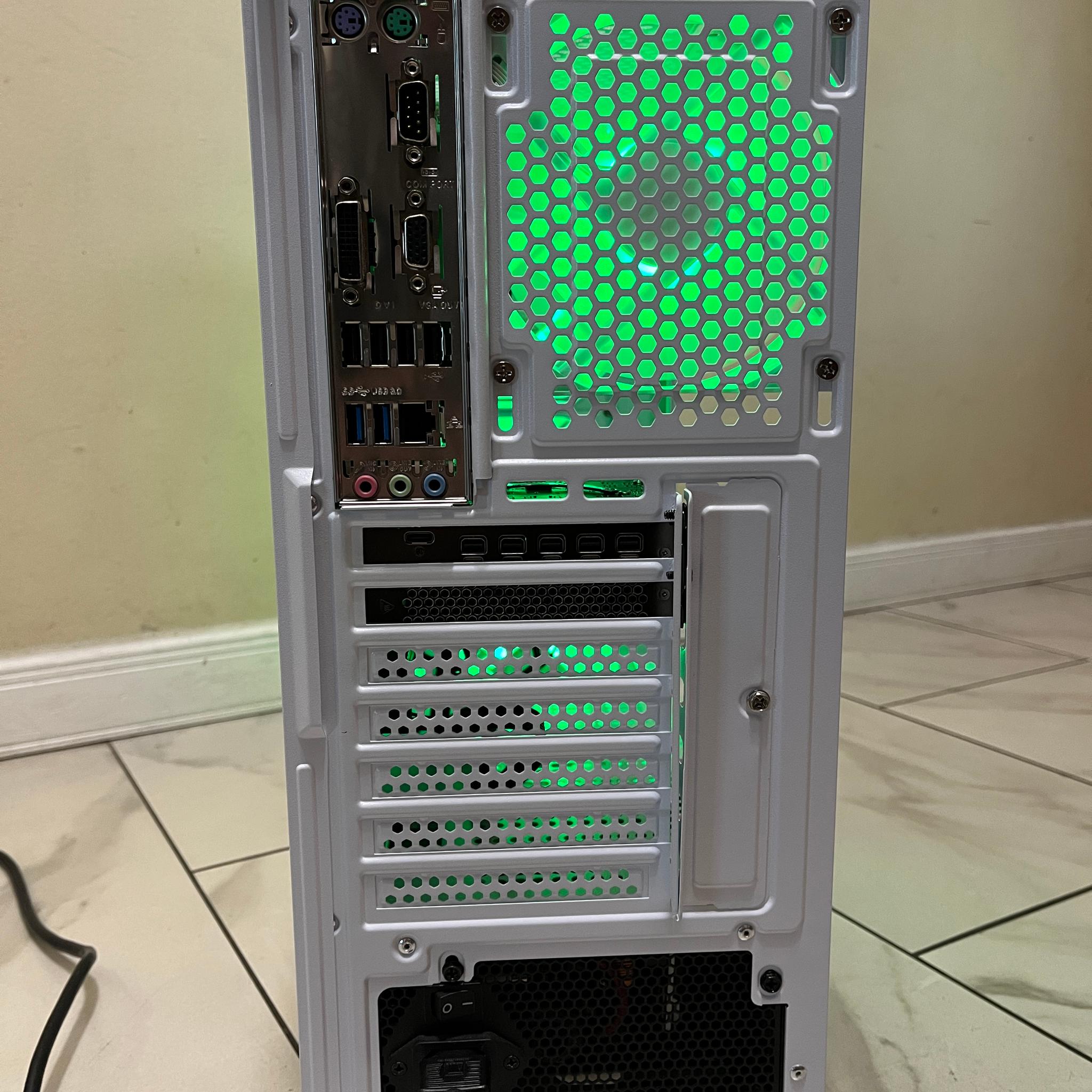 🟠🔥 Intel i5-6600, AMD W5700 8GB, 12GB RAM,  500 GB SSD, High Performance RGB Gaming PC 🖥️🟢