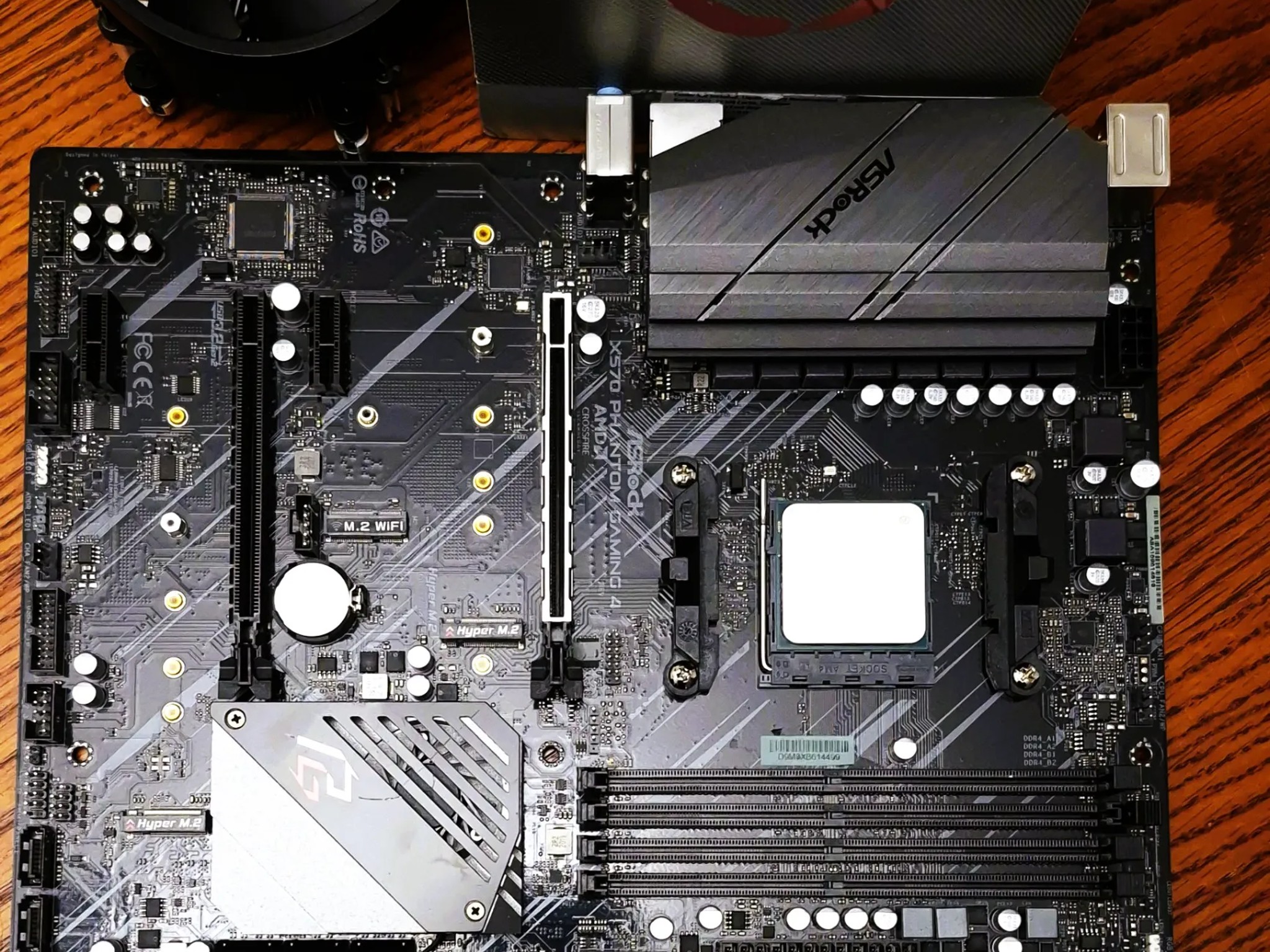 Combo ASRock X570 Phantom Gaming 4, AMD Ryzen 9 3950X CPU, 32GB XPX Gaming RAM, MSI GTX 1650 4GB GPU