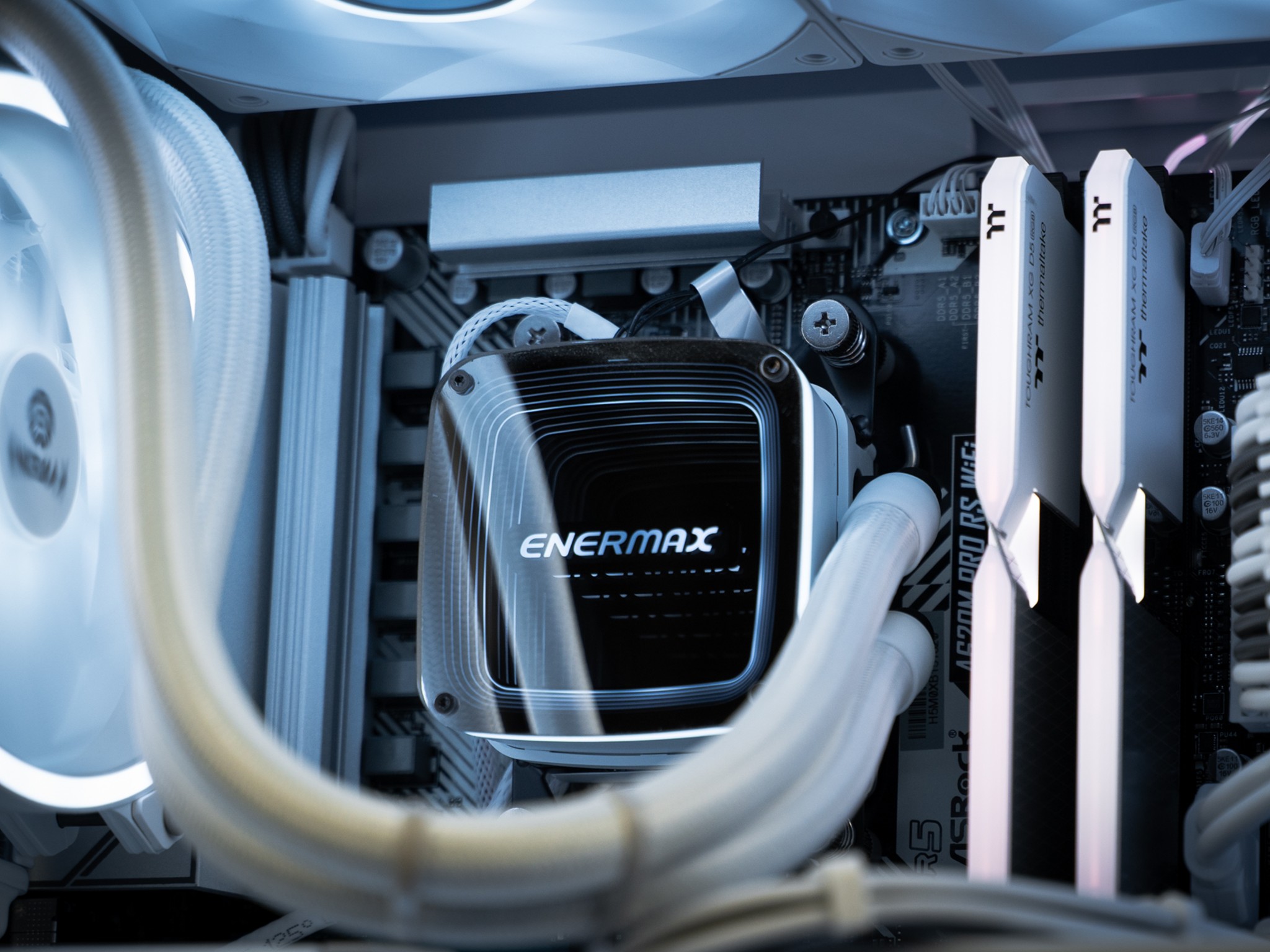“Novastark” RX 9060 XT Ryzen 5 8400F 32GB 1TB Windows 11 Gaming PC Powerhouse