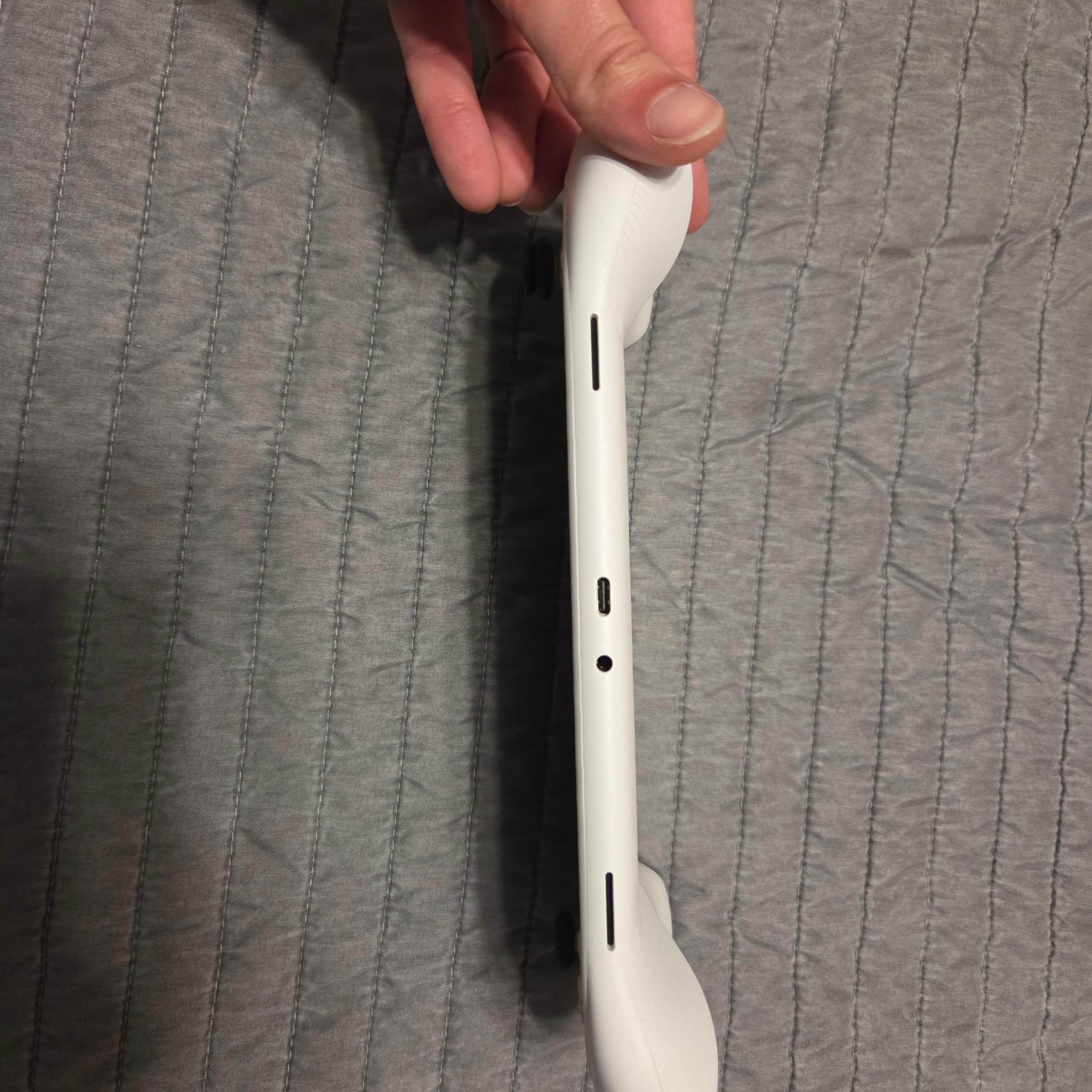 Logitech G Cloud in White (Excellent Condition)