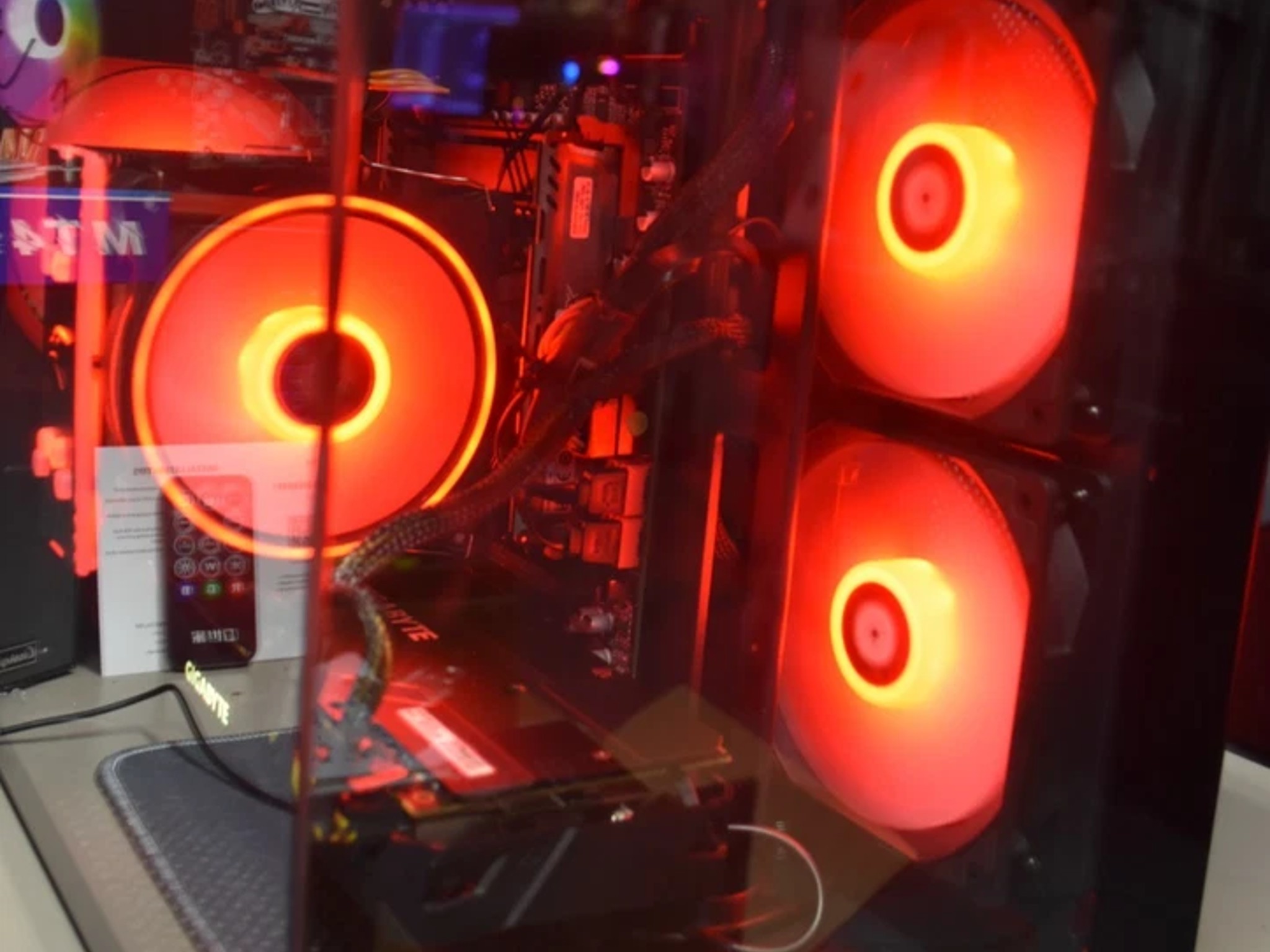 INTEL XEON 1660 3.30 GHz 8core 16 threads RAM 16GB GPU RTX 2070 8GB 512 GB SSD +500 GB HHD+ Extras