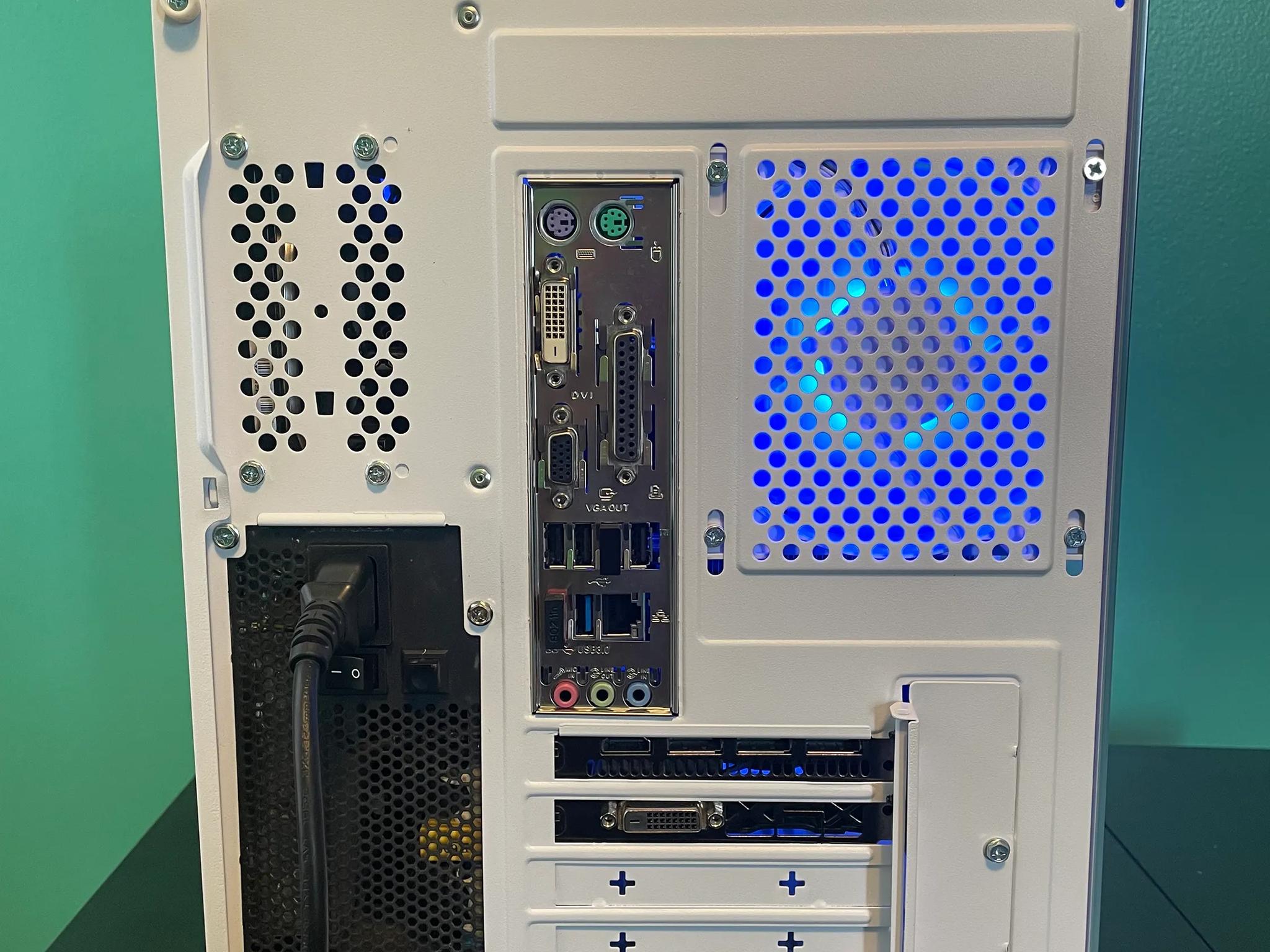GLASS White Gaming PC| Intel i5 / Amd RX580 / 8GB / 600GB Win 10 Pro WiFi