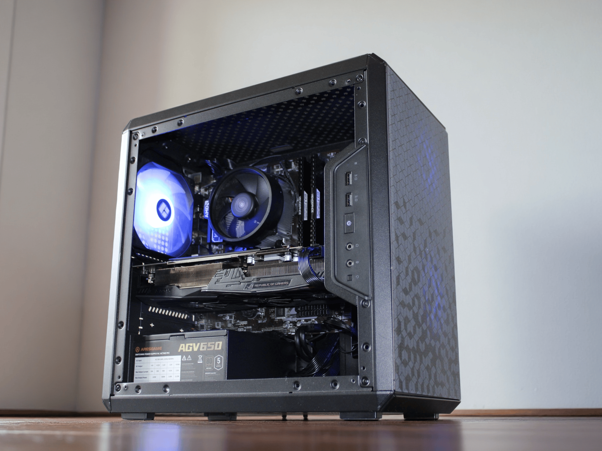 Super Clean E-Sports Bomber | Ryzen 5 3600X | ROG Strix RX 580 3 Fan | 16GB Corsair DDR4