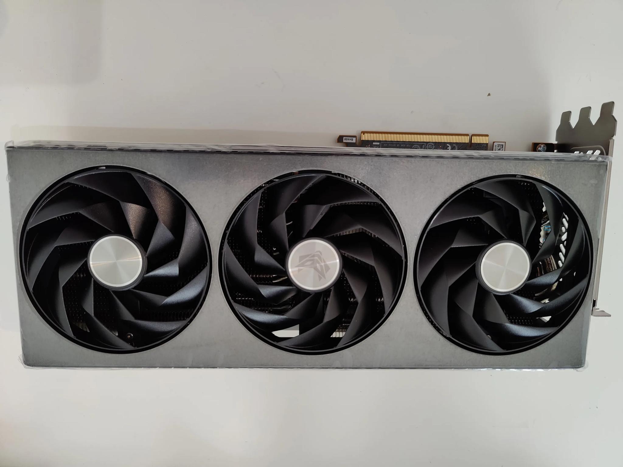 Saphire Radeon rx 7900 xtx Nitro+