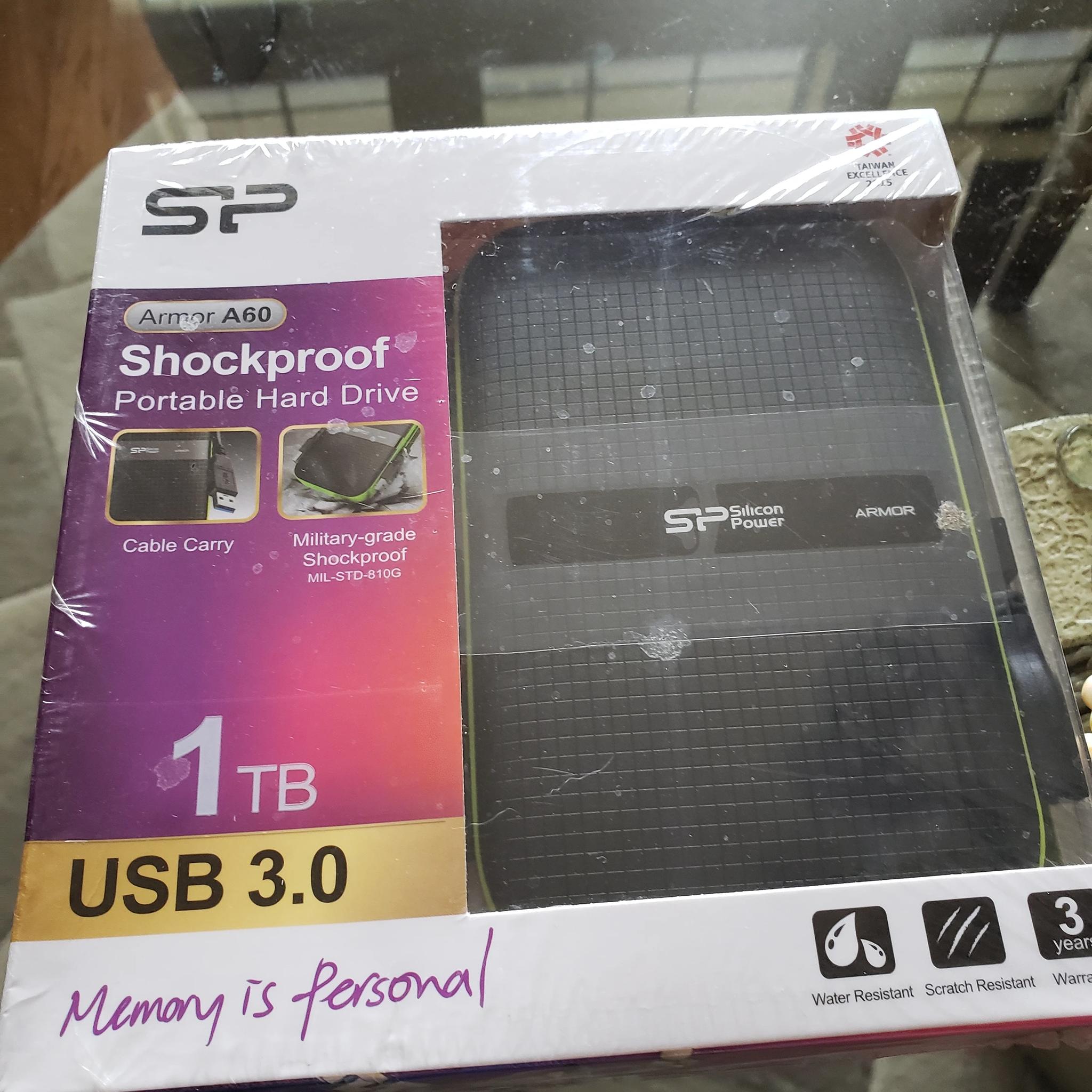 NEW Silicon Power 1TB Armor A60 Shockproof and Water-Resistant Portable Hard Drive USB 3.0 Black