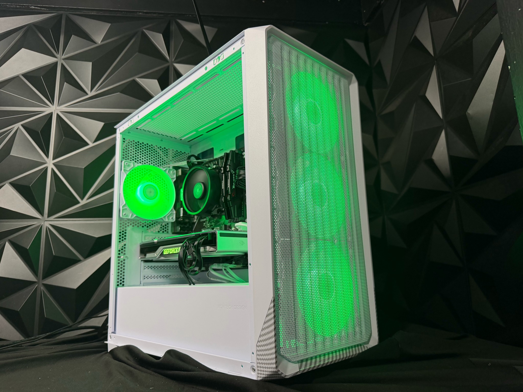 🌲❄️ FOREST ICE ❄️🌲Ryzen 5 5500| RTX 2070Super| 16 GB DDR4| 500GB NVMe| 650W PSU