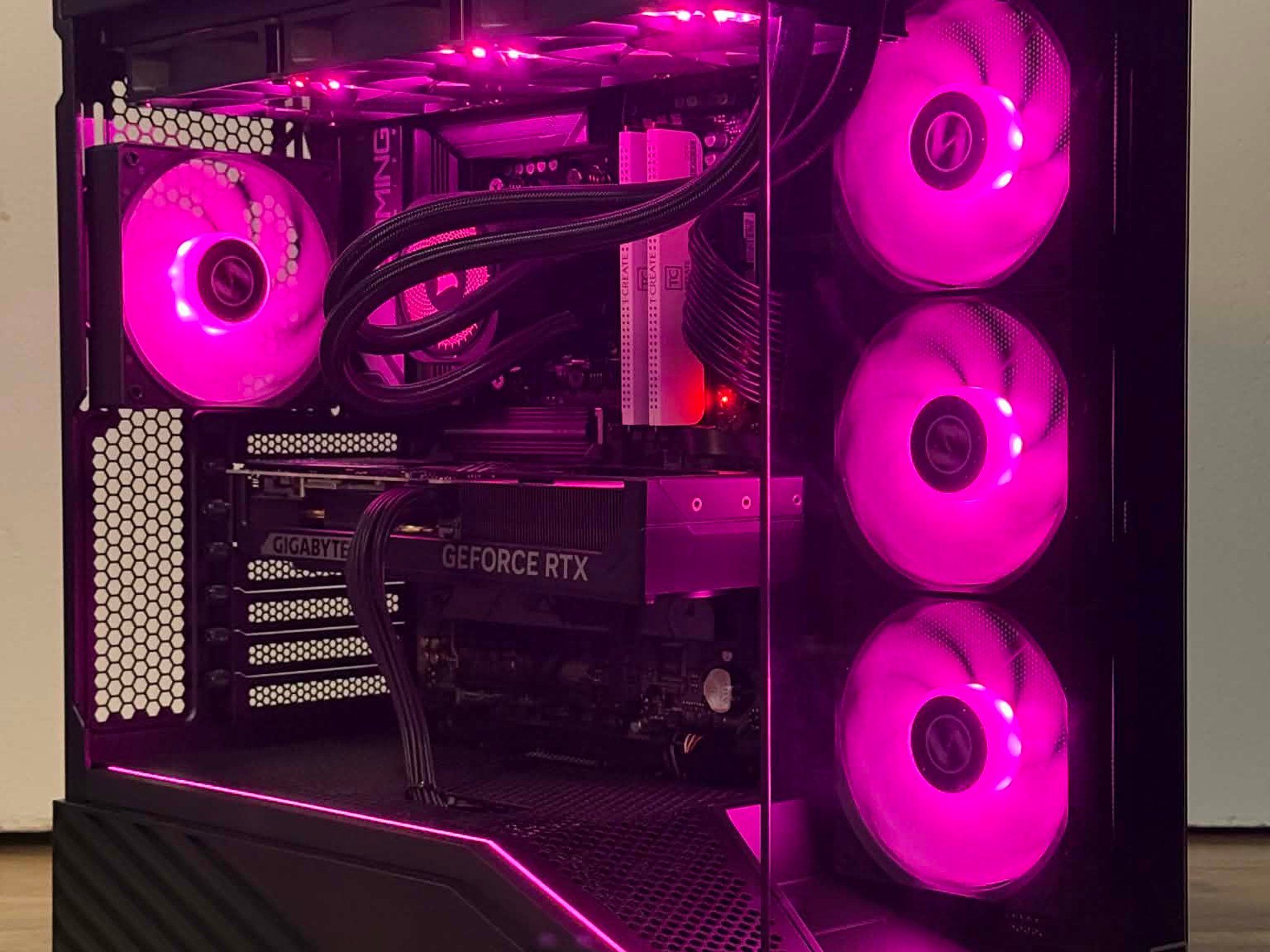 ハイエンドゲーミングPC RX7900XTX Ryzen7 2TB ハイエンドゲーミングPC