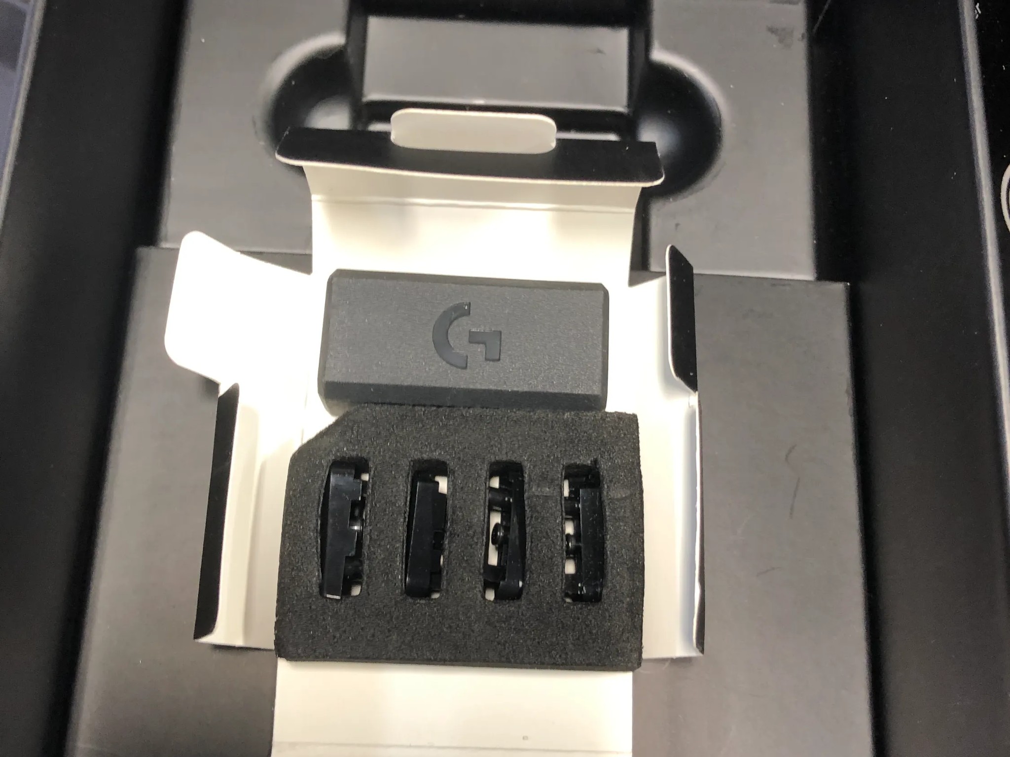 Logitech G PRO Wireless Mouse + Lightsync RGB