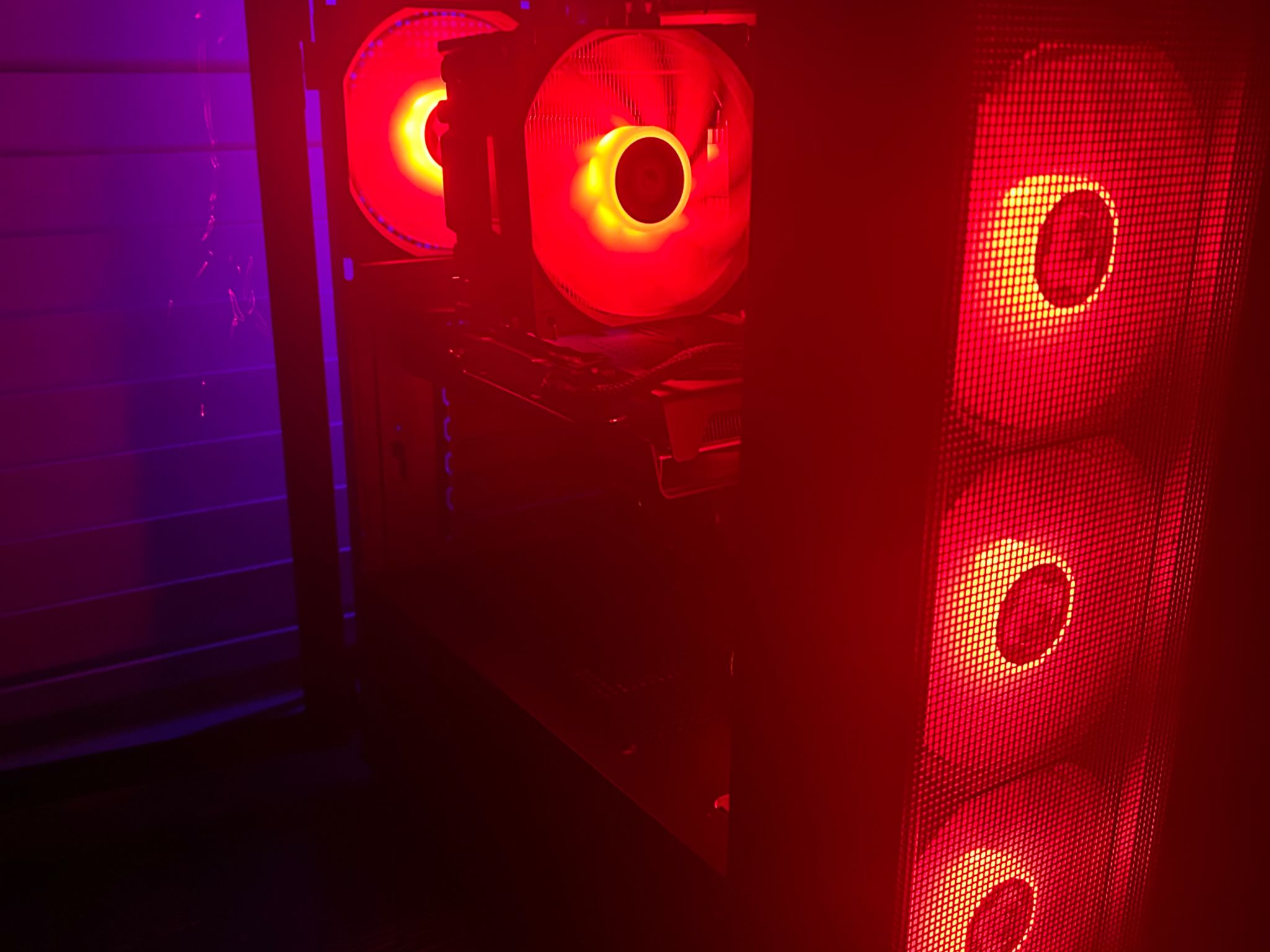 The "Console Killer V1" RX 6600 (3060 equivalent),24gb ddr4 Ram, i7 5930k,1tb SSD 1.5TBHD, WIFI, W11