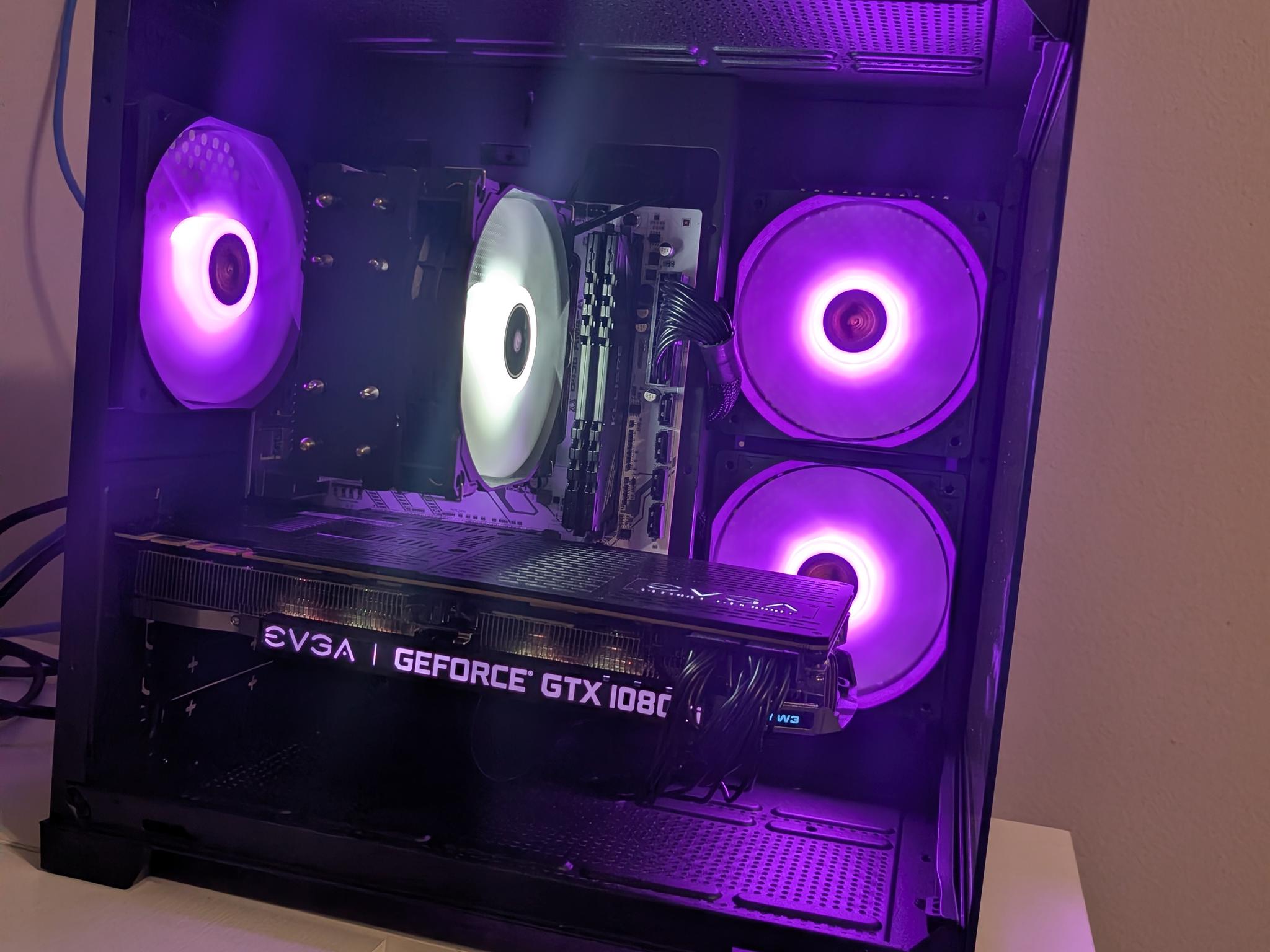 Ryzen 5 3600 / 1080 Ti / 16gb DDR4/ 500 gb