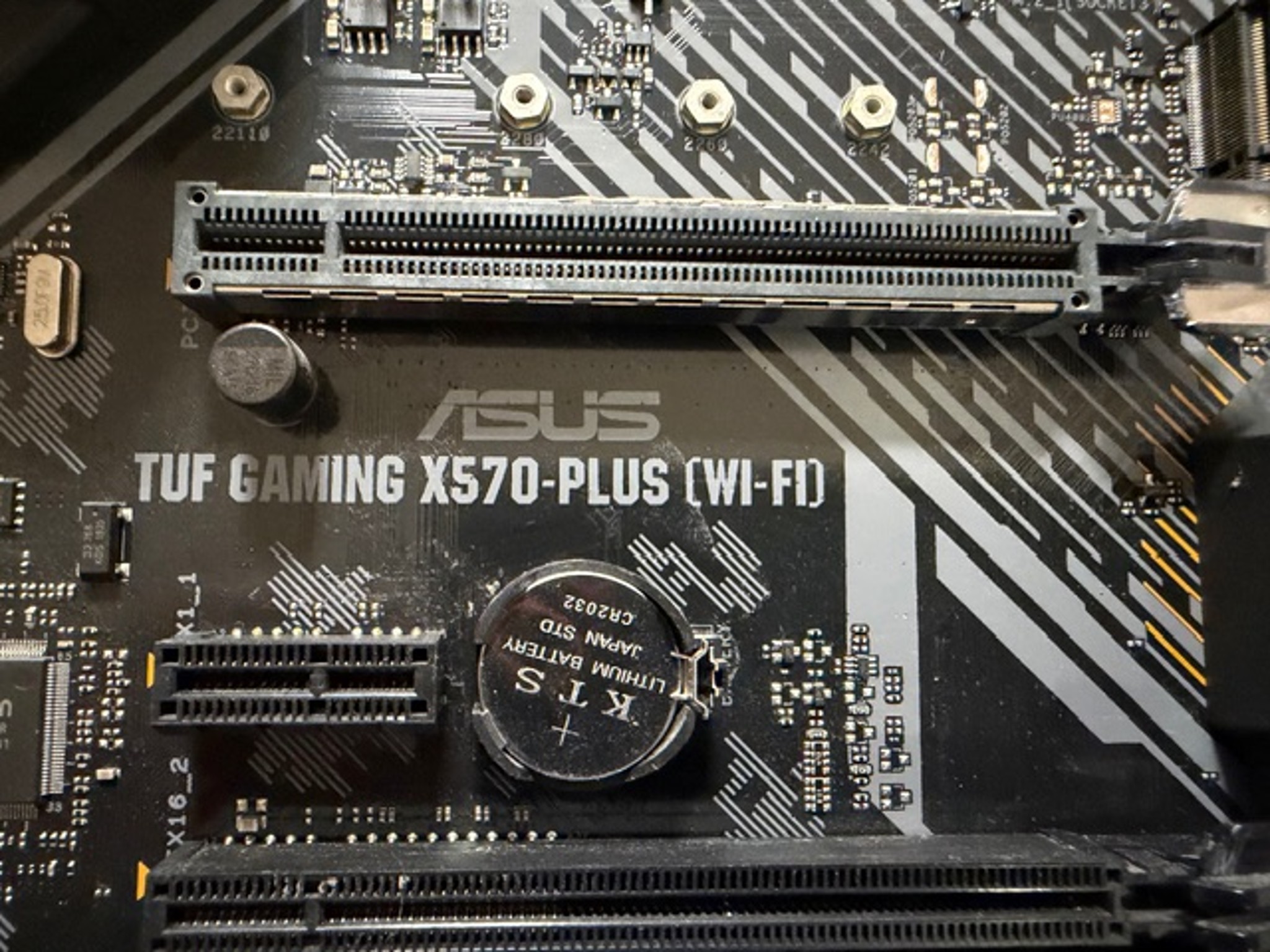 ASUS TUF Gaming X570-Plus Wi-Fi AM4 Zen 3 Ryzen 5000 & 3rd Gen Ryzen ATX Motherboard PCIe 4.0