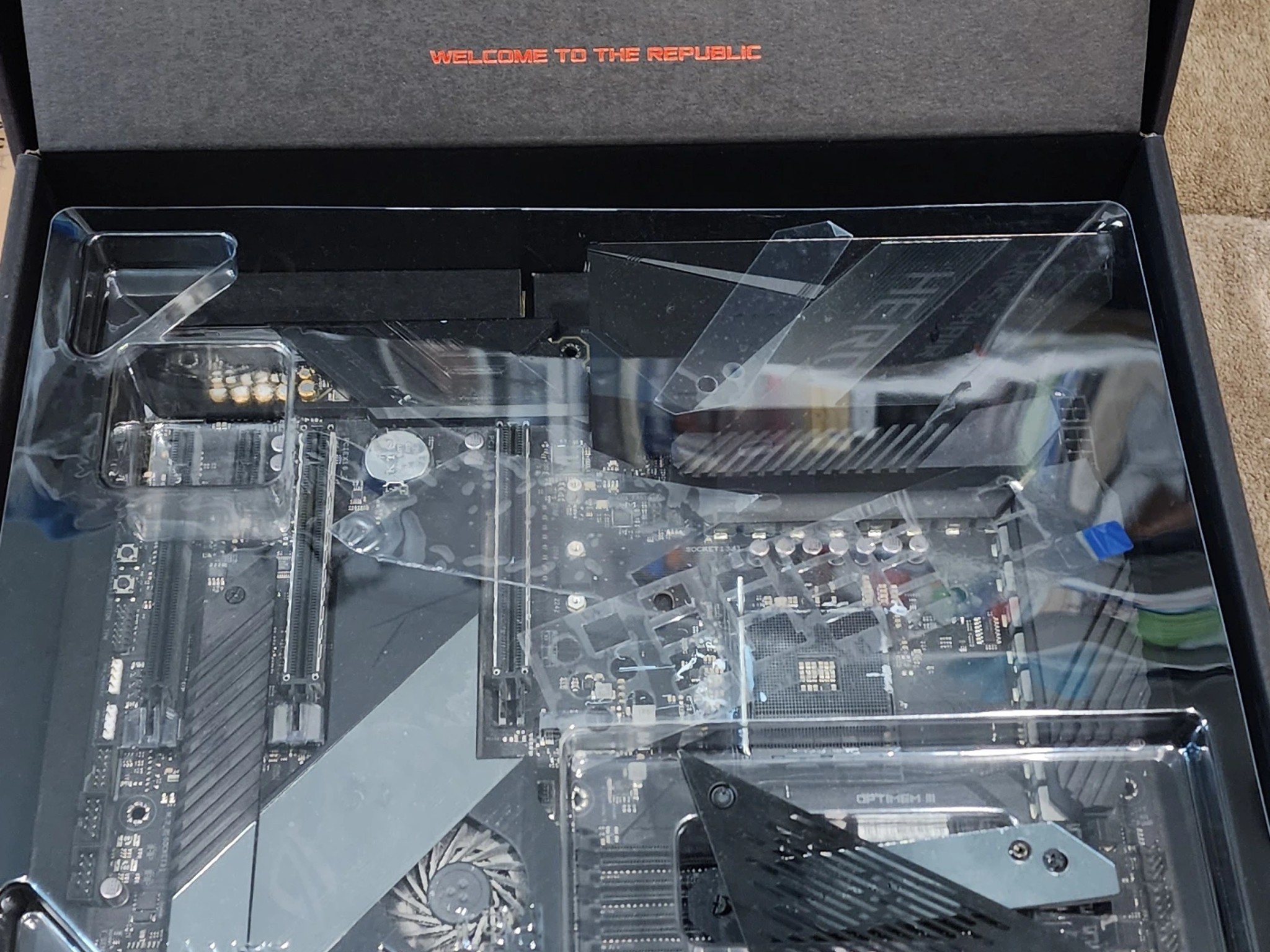 Asus ROG X570 Crosshair VIII Hero