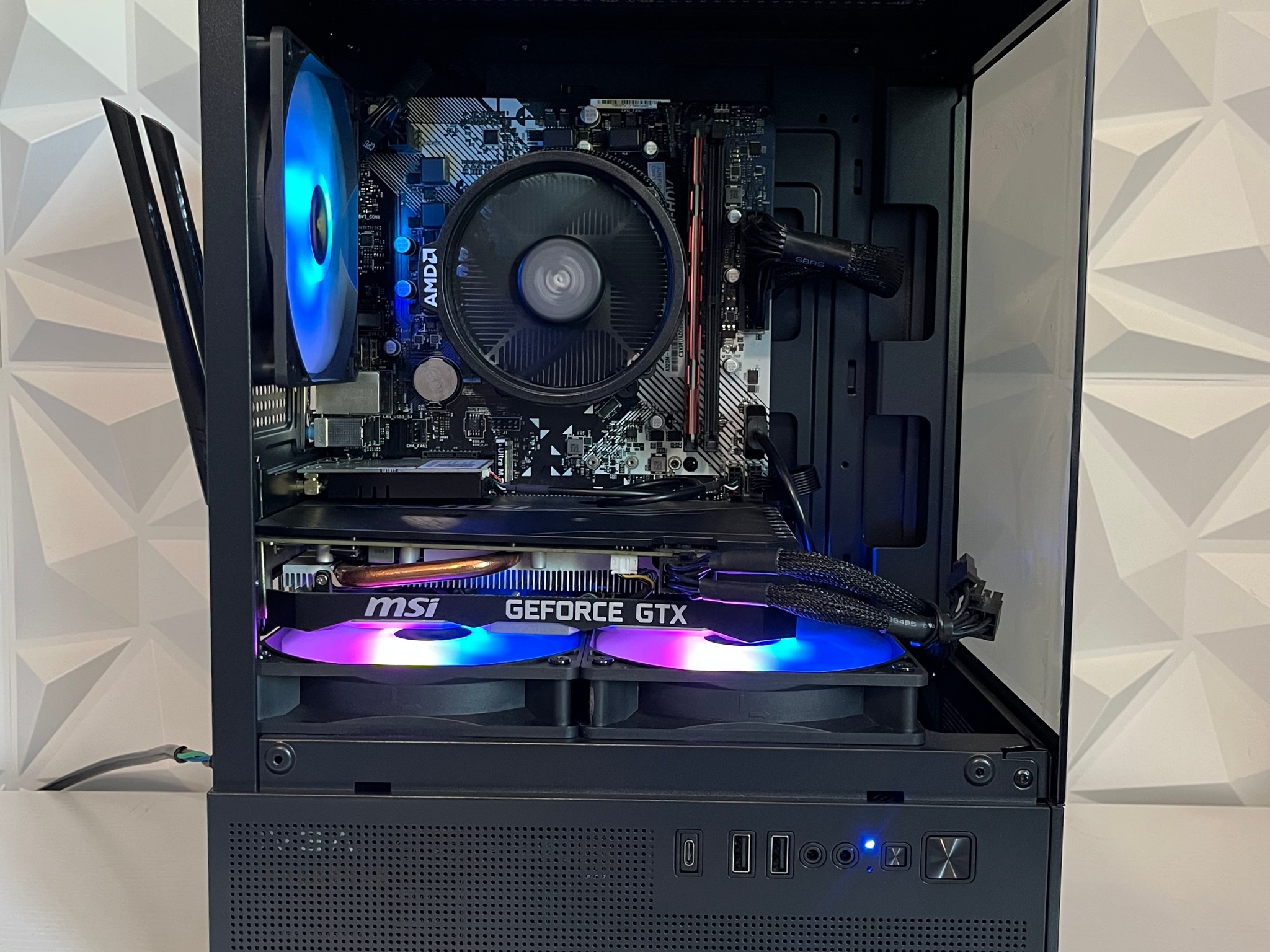 GTX 1660 6GB, Ryzen 5 2600, 8GB RAM | Black RGB Gaming Computer/PC