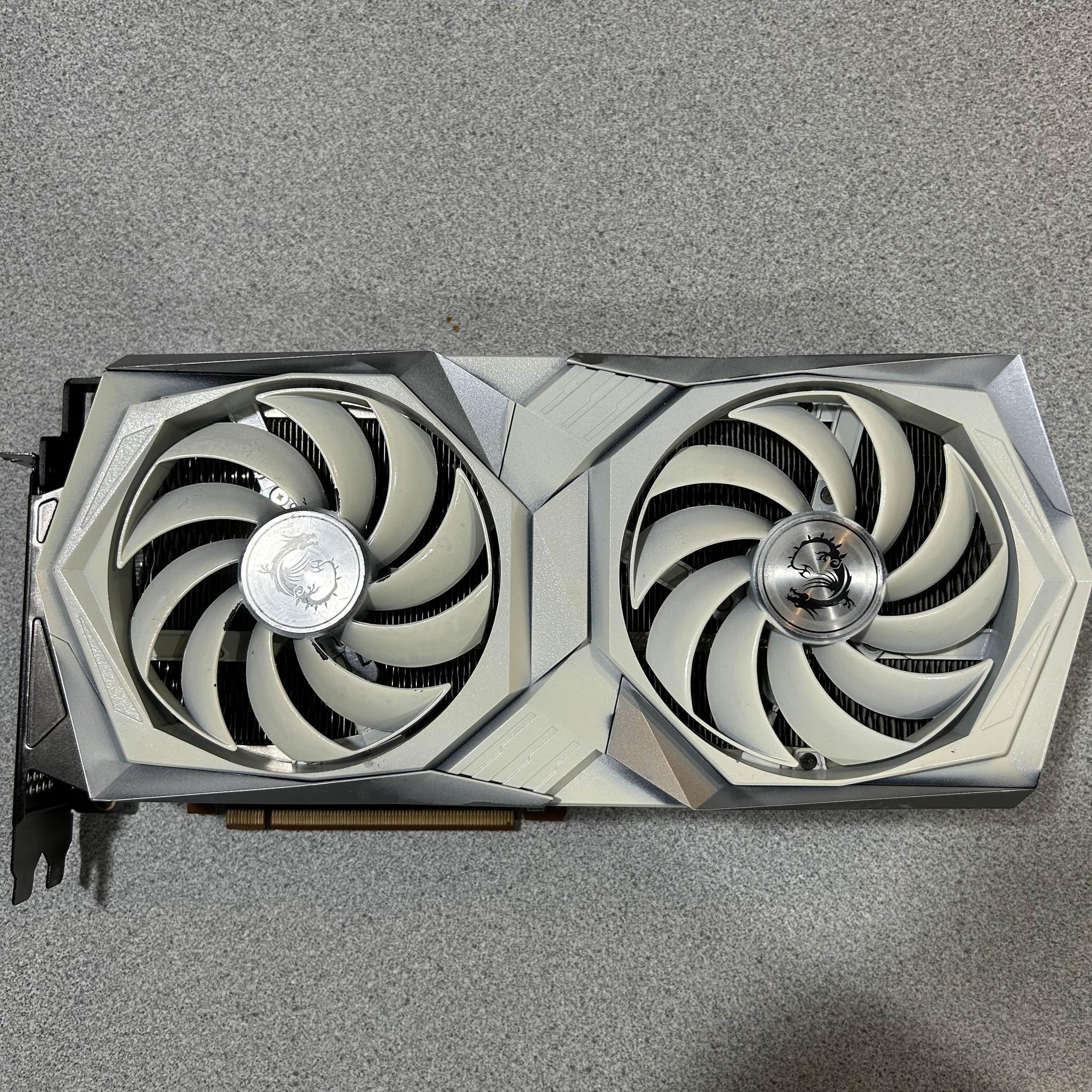 *READ DESC OVERHEATING ISSUE BUT WORKS* RX 6700XT