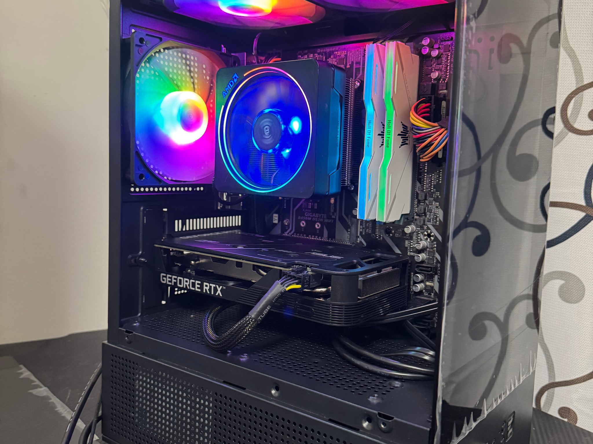 GeForce RTX 4060 Custom Gaming PC - Ryzen 5 5500, 1TB SSD