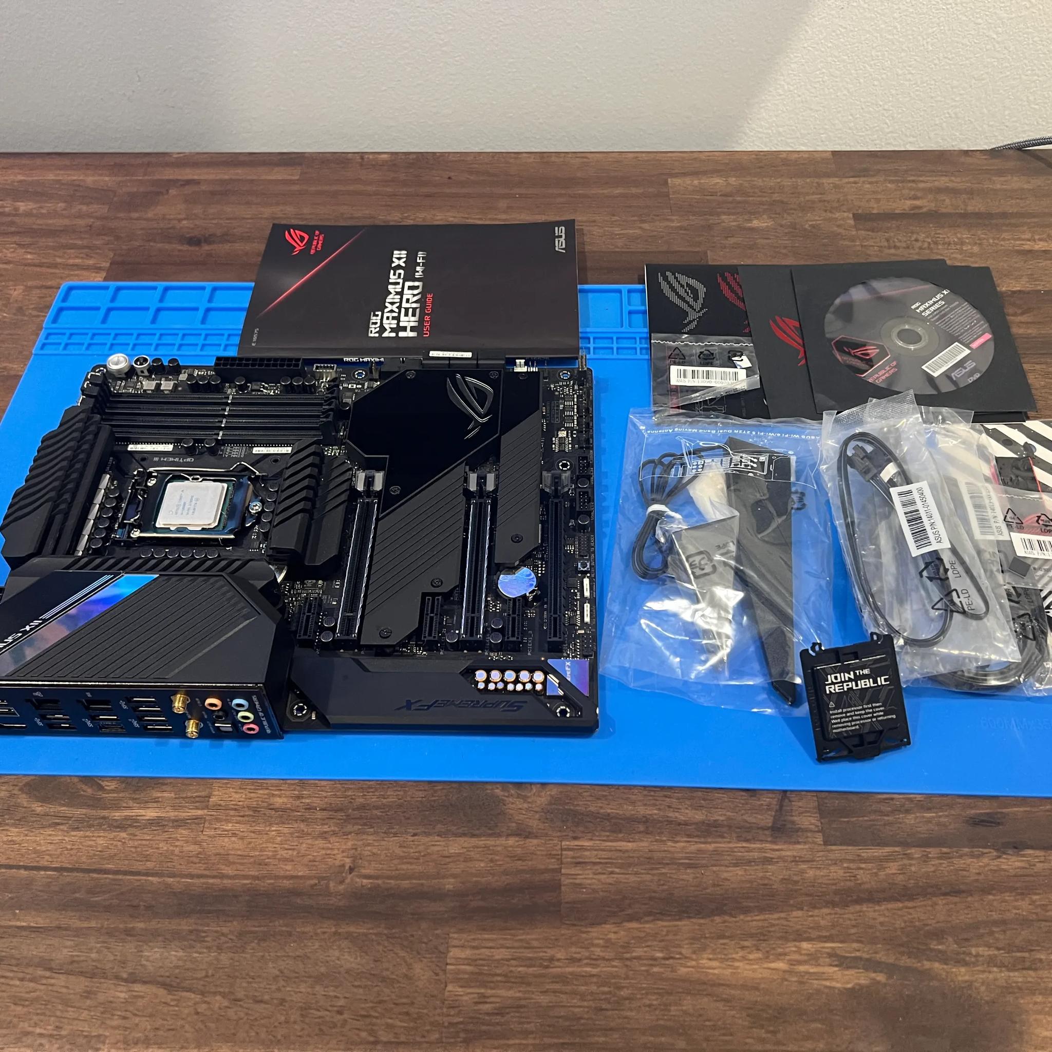 INTEL CORE I9 10900K and ASUS ROG MAXIMUS XII HERO WIFI (z490)