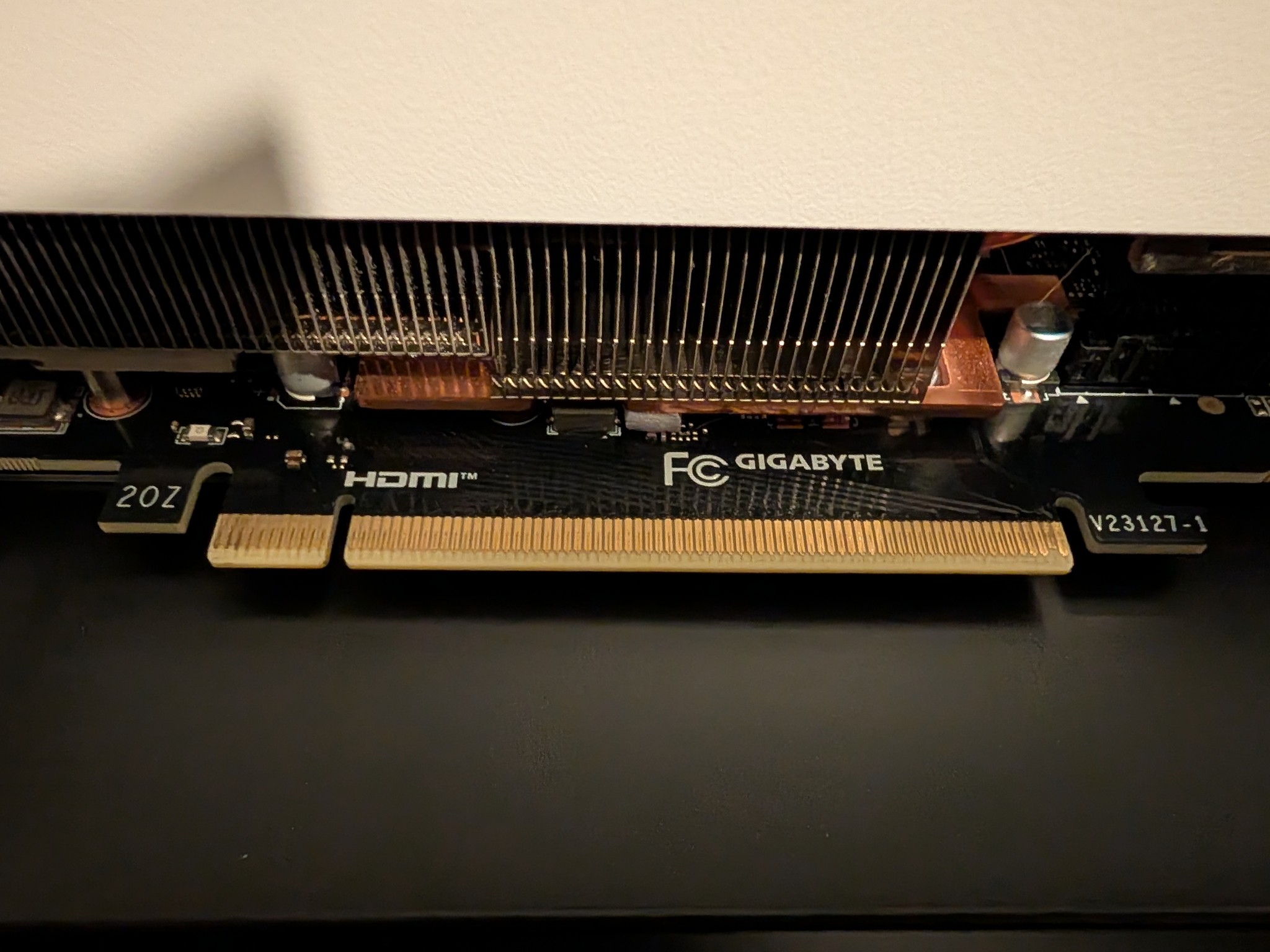 Gigabyte AERO 4070Ti Super (white)