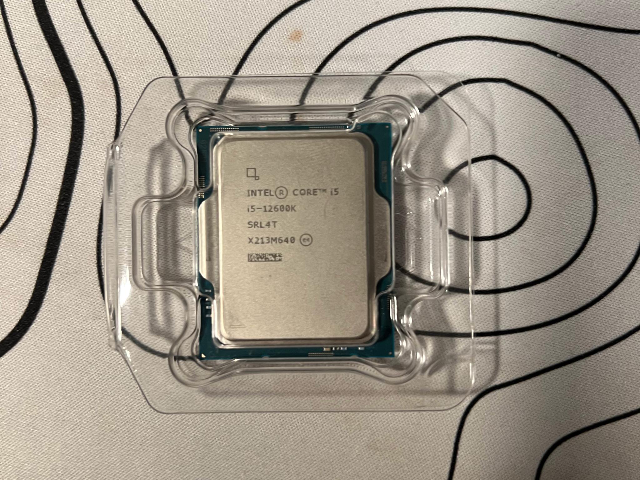 Intel Core i5-12600K Alder Lake 3.7GHz Ten-Core LGA 1700
