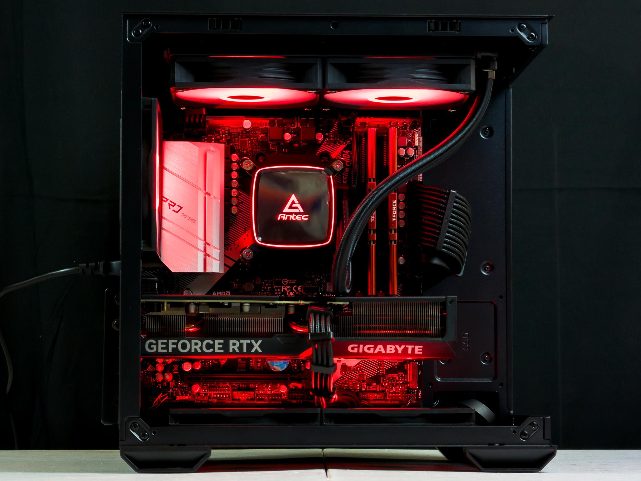 ❤️🖤 RTX 4070 / Ryzen 7 5800X / 32GB Gaming PC 🖤❤️
