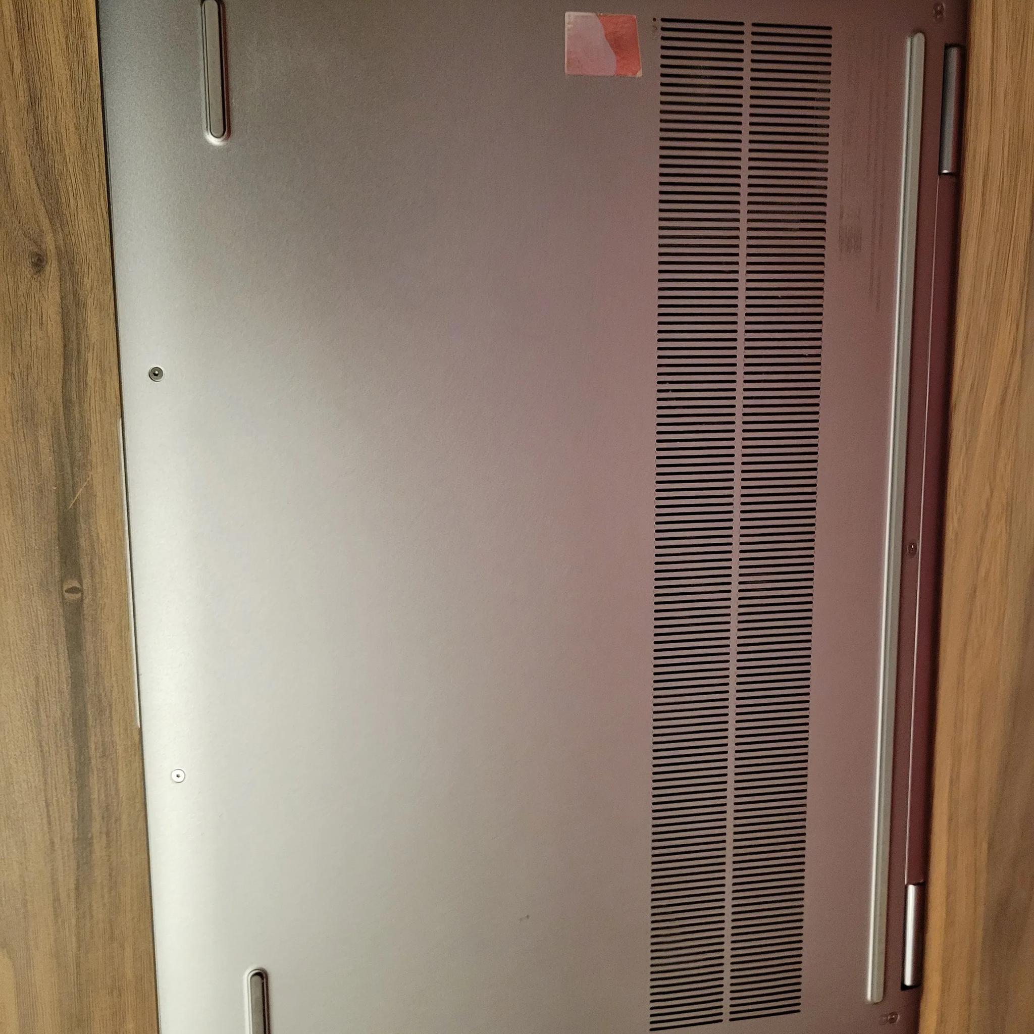 lenovo Yoga 7 laptop- 16" Touchscreen Display-16ARP8- MTM 83BS0000US