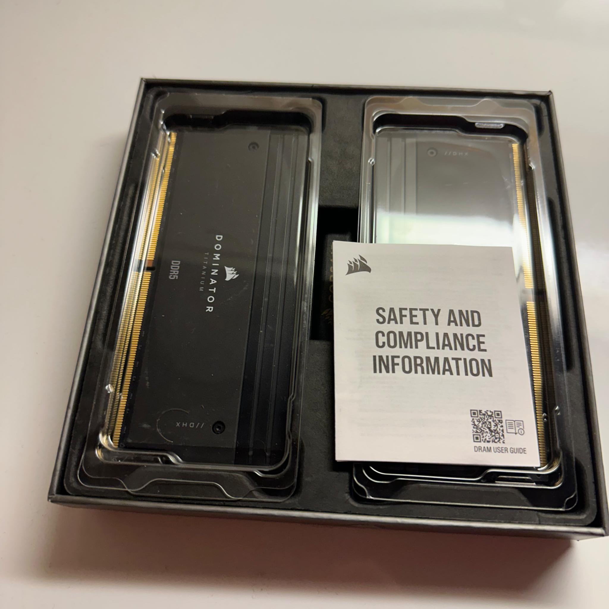 CORSAIR Dominator Titanium 96GB (2 x 48GB) DDR5 6600 (PC5 52800) CMP96GX5M2B6600C32