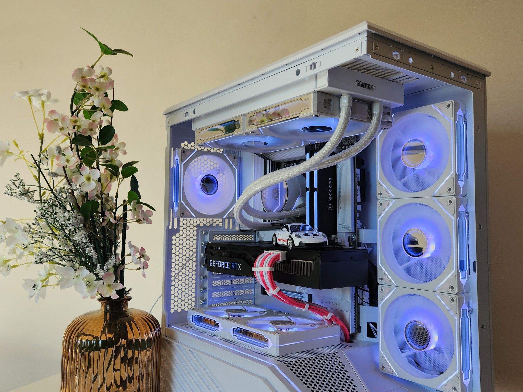 Black Friday / Cyber Monday | RTX 3080 | Ryzen 7 9700x | 32GB DDR5 | 1TB NVMe | Gaming pc