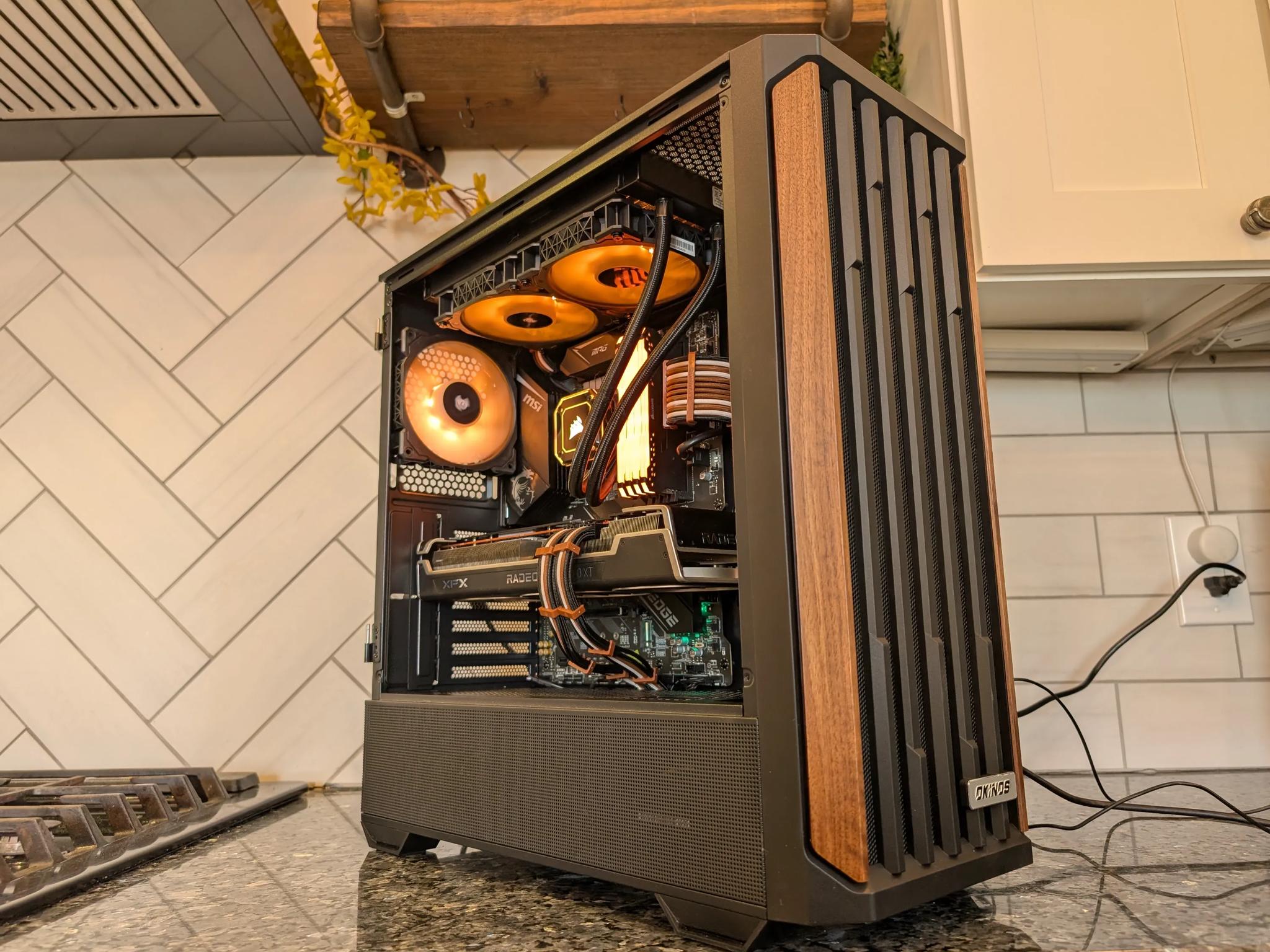 MIDNIGHT TIMBER - Gaming PC - Intel I5-11600K - AMD Radeon RX 6700XT