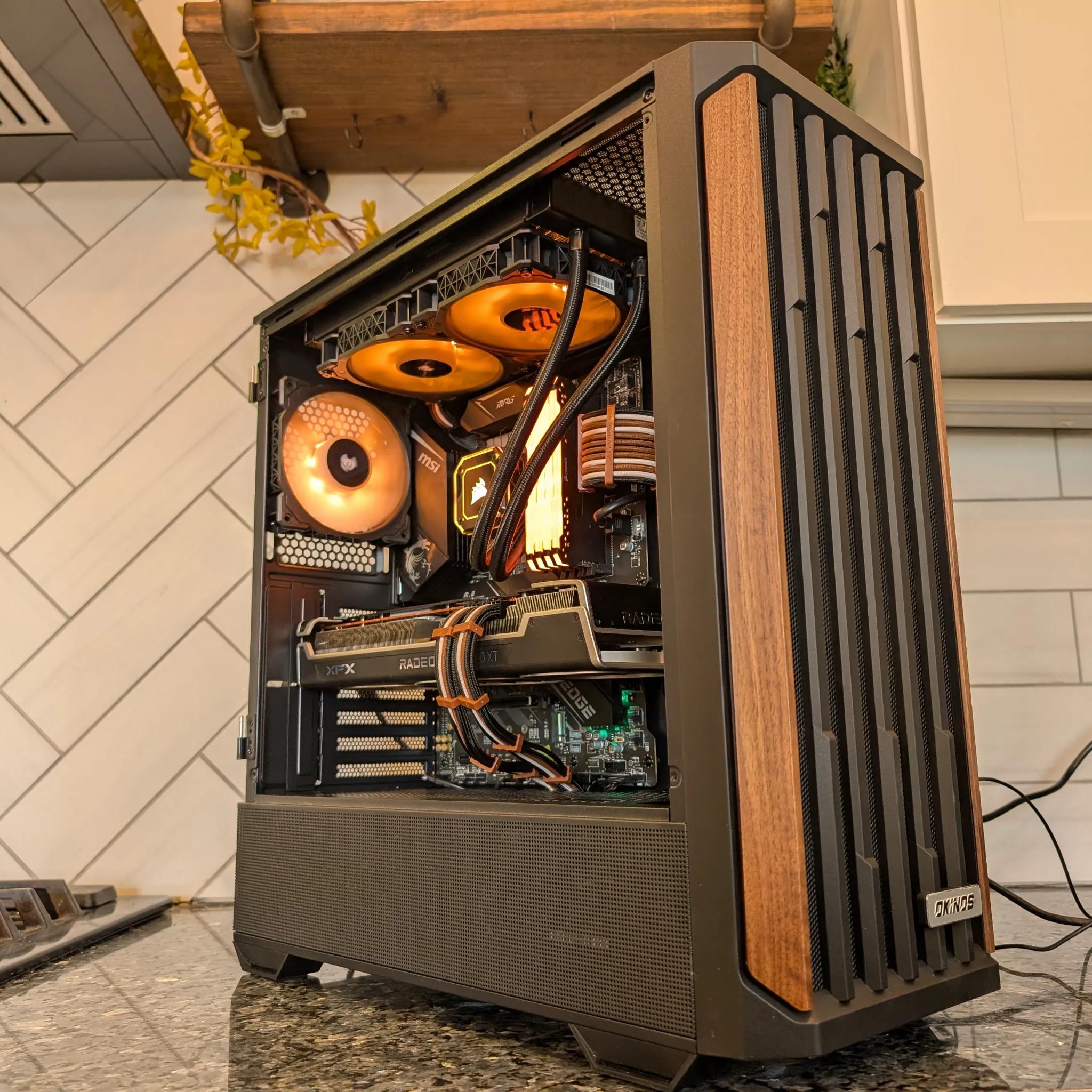 MIDNIGHT TIMBER - Gaming PC - Intel I5-11600K - AMD Radeon RX 6700XT