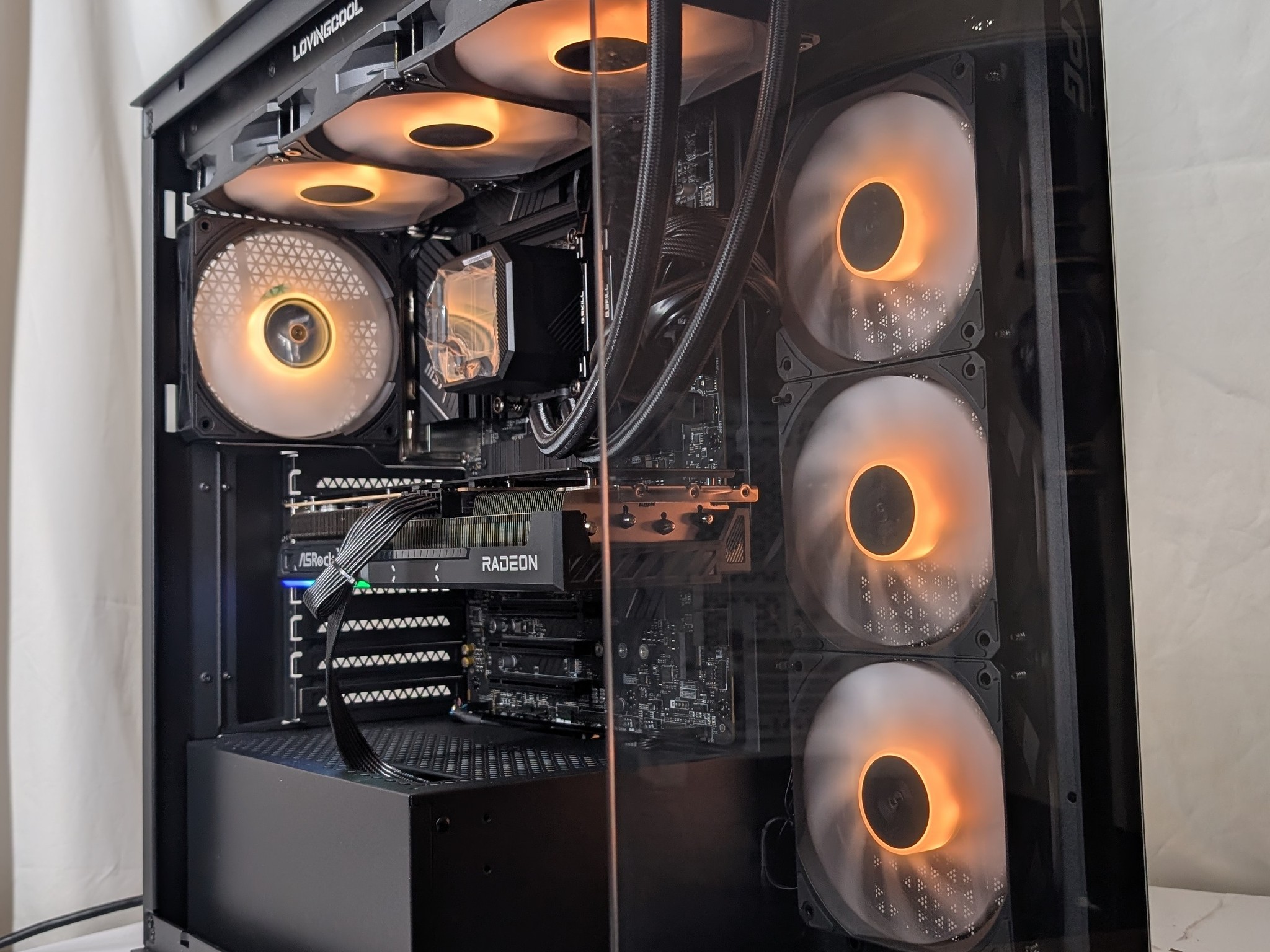 RX 9070 | I7 13700K | 1TB NVME | 32GB DDR4 | 850W