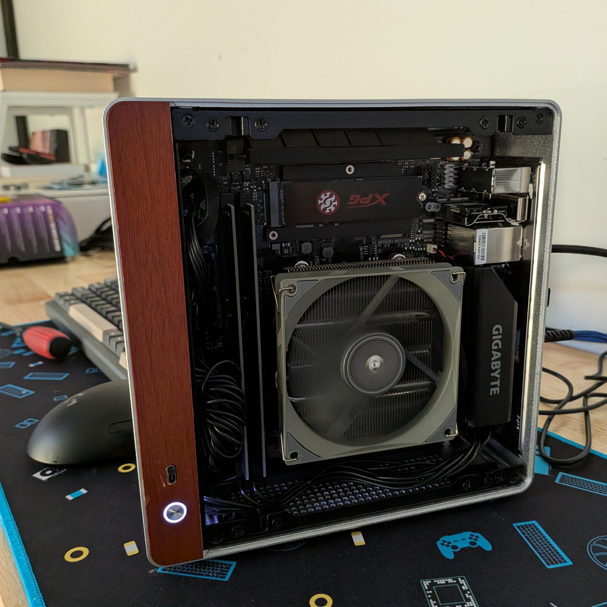 1080p Hitchhiker - RTX 5060, Ryzen 5 5500, 16 GB DDR4, 1 TB NVME, Low Profile