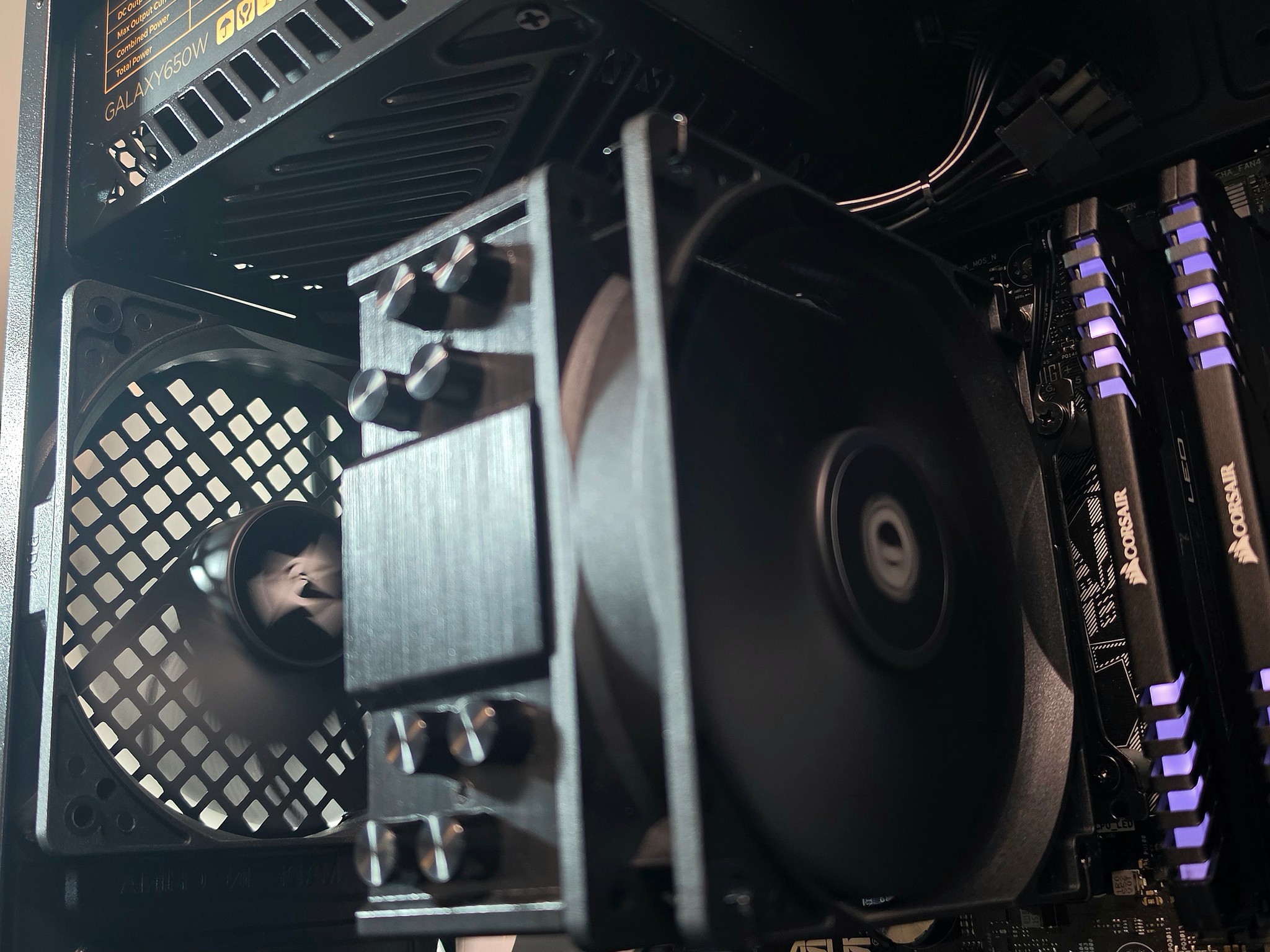 Budget Gaming PC / i7 6700k / GTX 1070 / 16GB DDR4 / 512GB SSD / Wi-Fi & BT