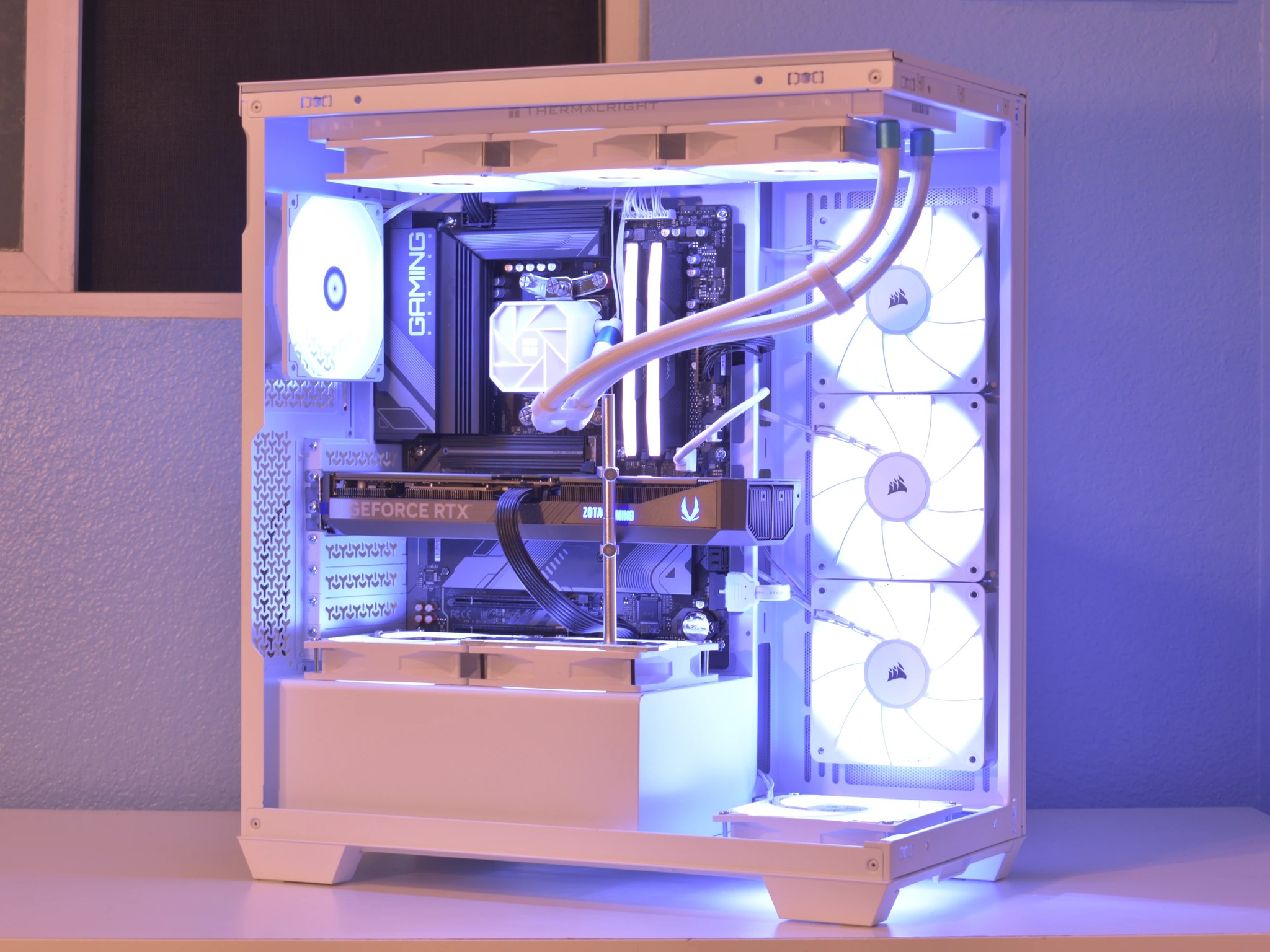 🚀Performance Gamer🚀 Ryzen 7 7700X | RTX 5070 12GB | 32GB DDR5 | 1TB nVME SSD | White | RGB+Wifi