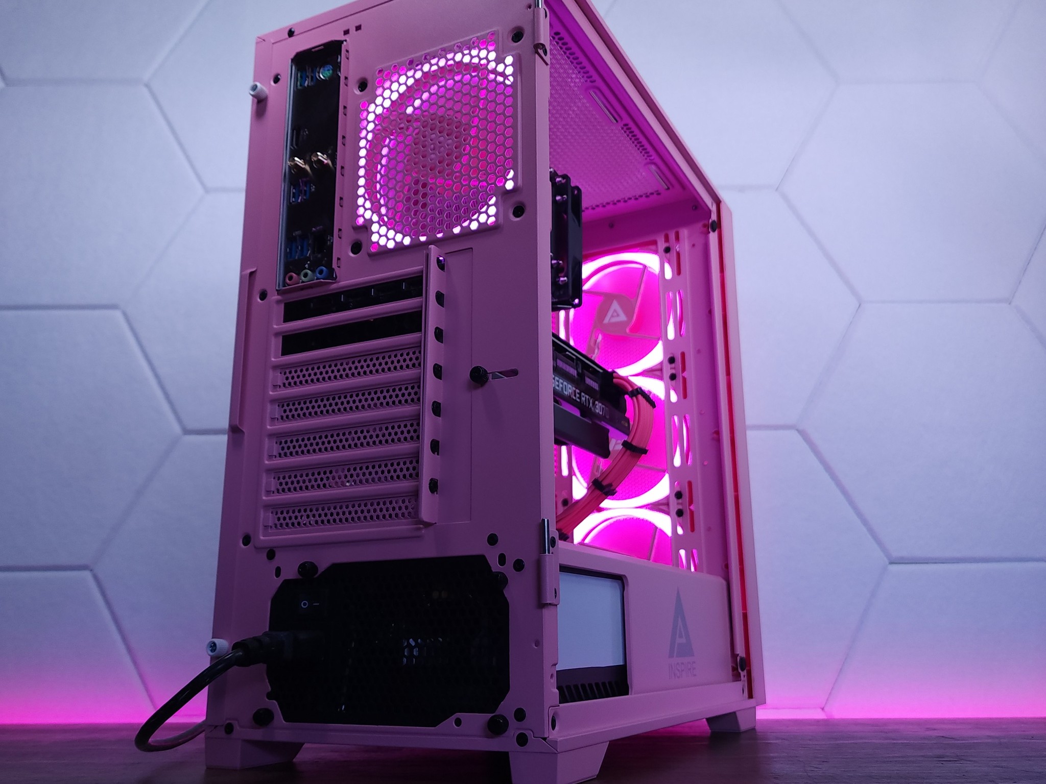 💗💗RTX 3070 | Ryzen 5 5600X | 16GB 3200MHz | 1TB NVMe Gen 3