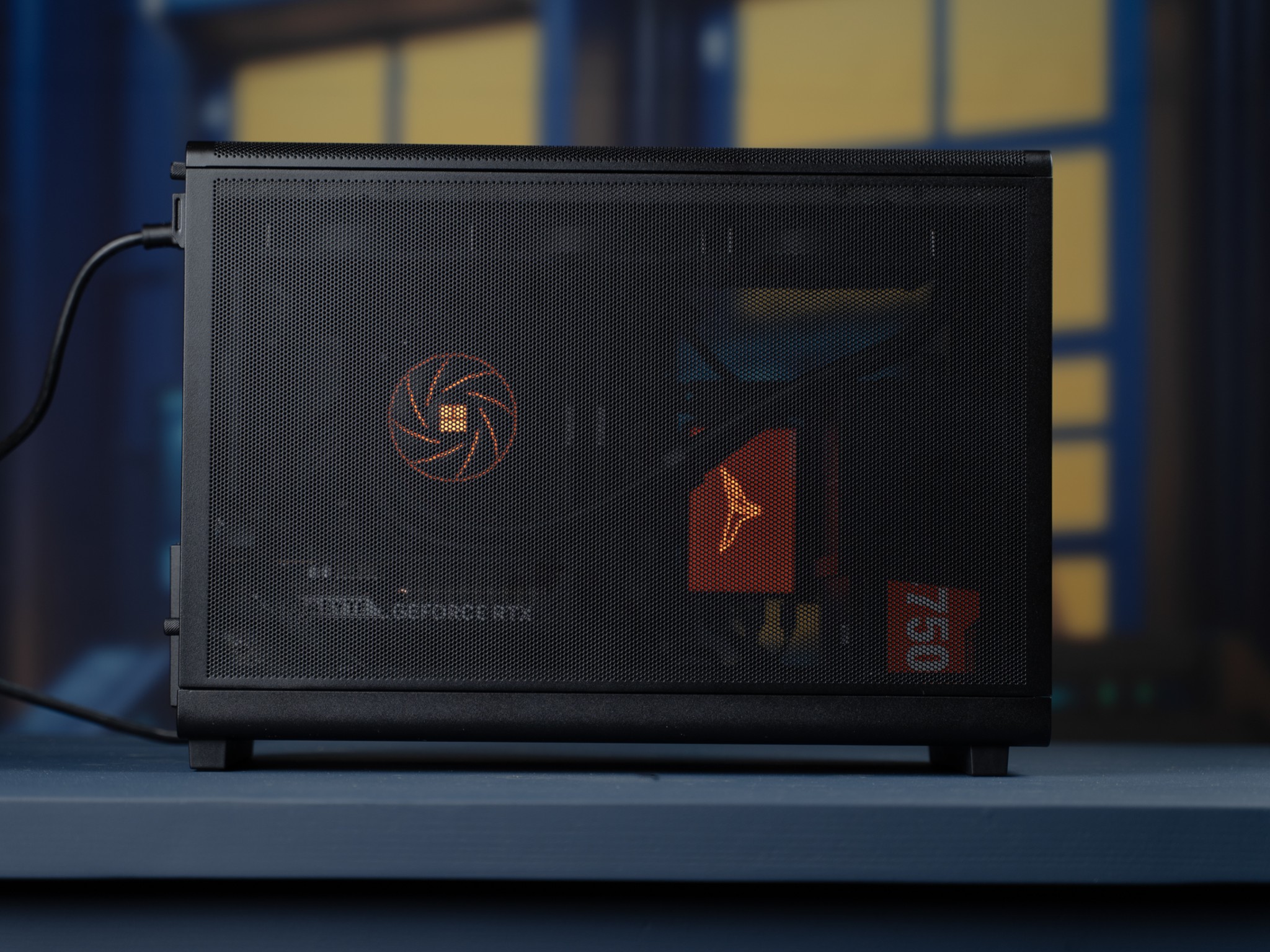 “STRATPERSONA 2” RTX 5060 Ryzen 5 7600X 32GB 1TB Windows 11 Gaming PC Powerhouse