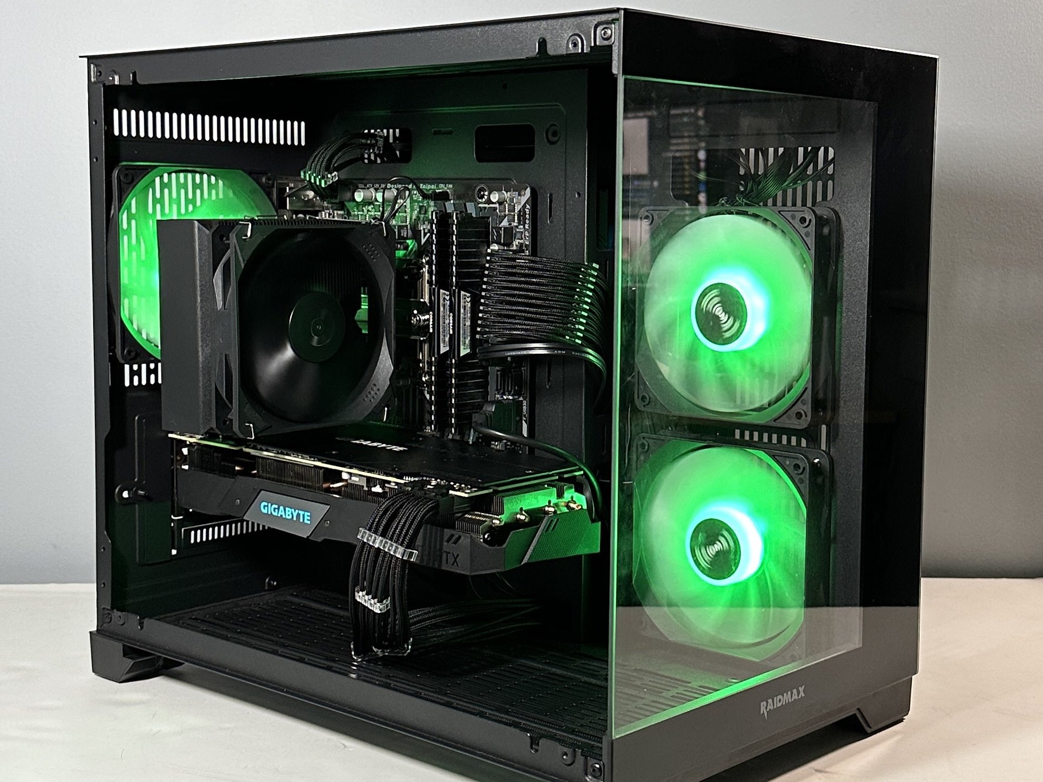 RTX 2070 Super | Intel i5 9400F | 16GB RAM | 1TB SSD | Gaming/Streaming PC WIFI WIN10