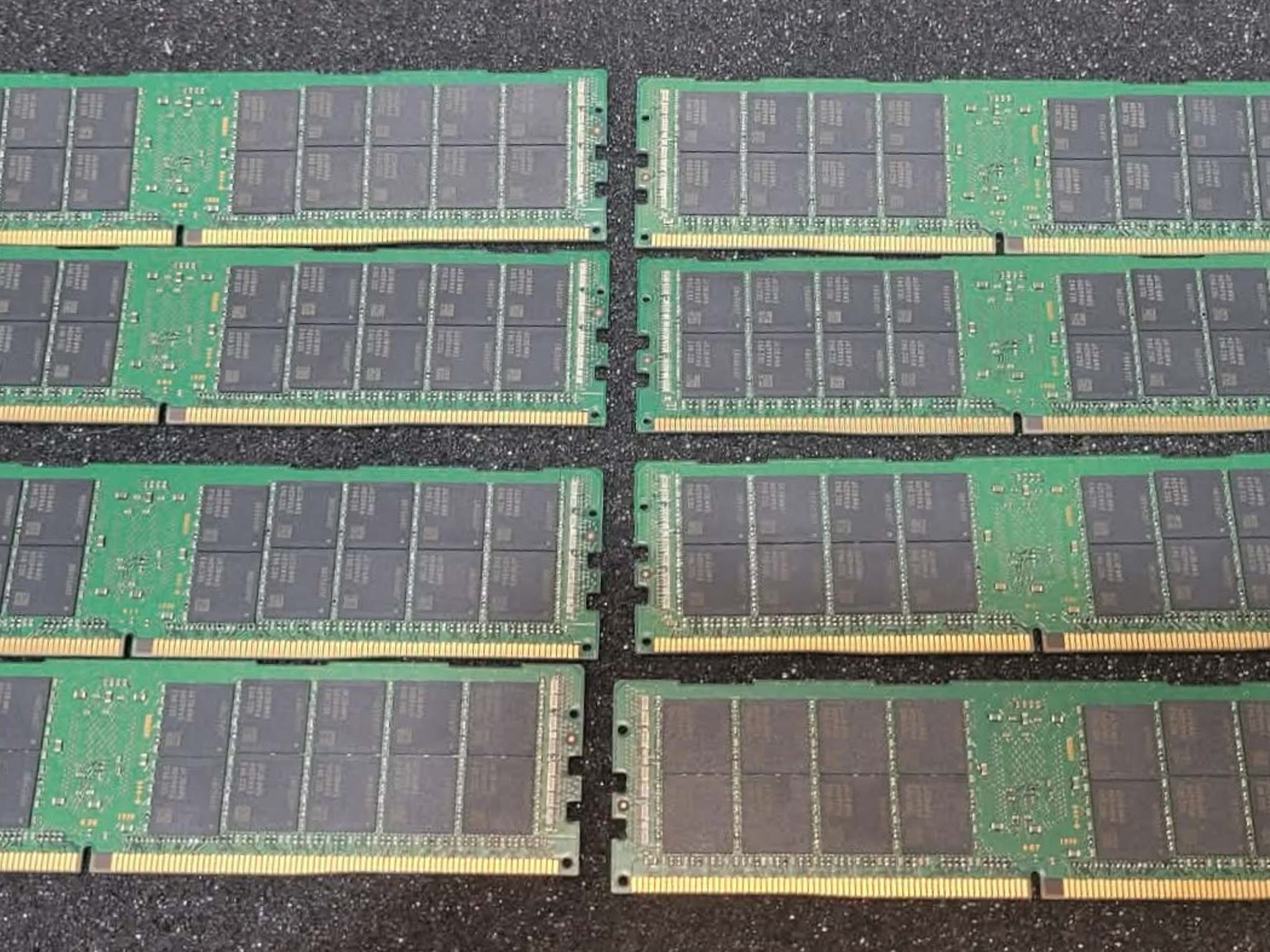 Samsung (8X64GB) 512GB 2Rx4 PC4-2933Y-RA2-12-DC1 Registered ECC Memory DDR4
