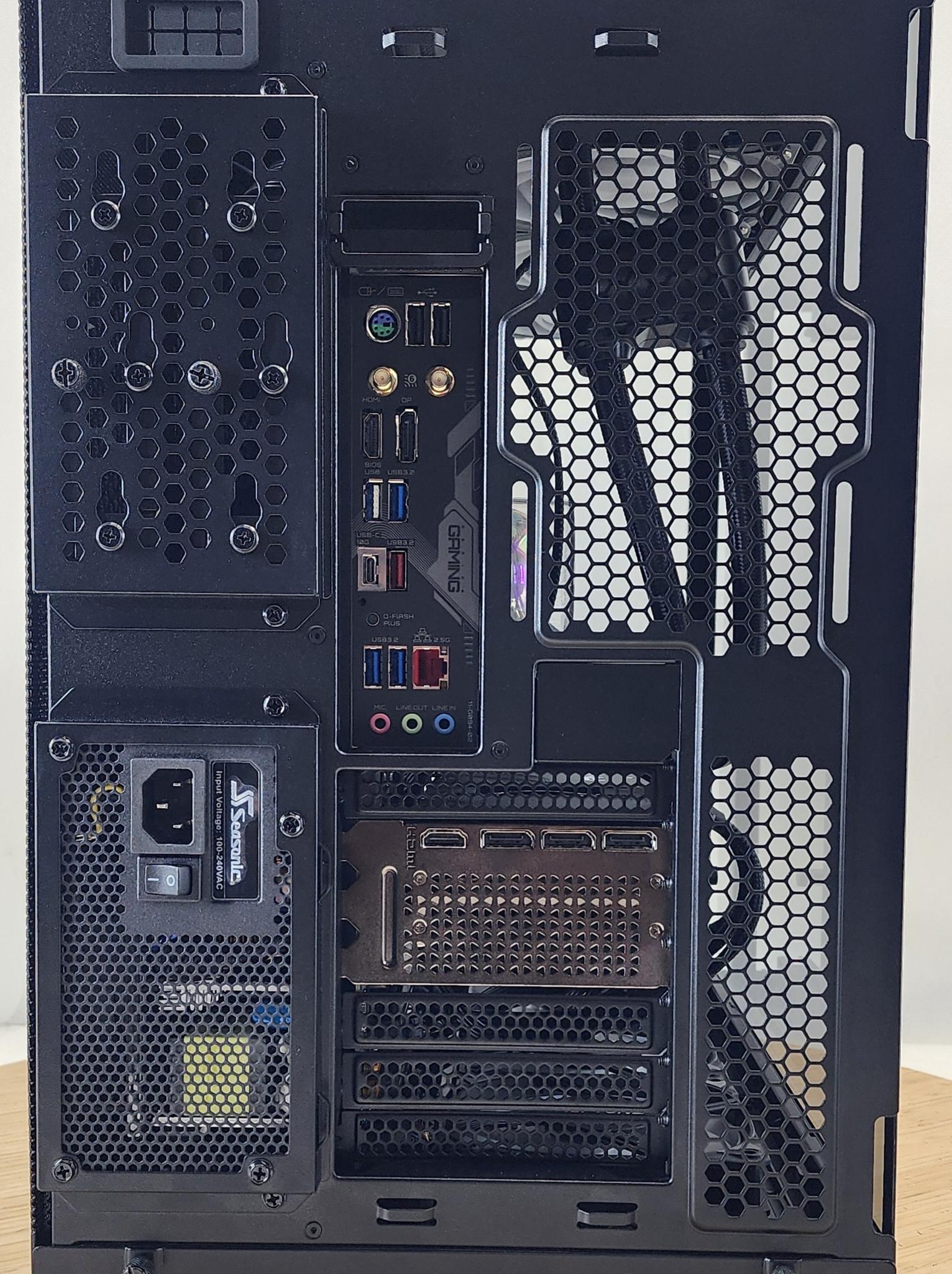 Gaming PC Ryzen 9 9950X3D 32GB RAM 2TB SSD RTX 5070 Ti 16GB Windows 11 Computer
