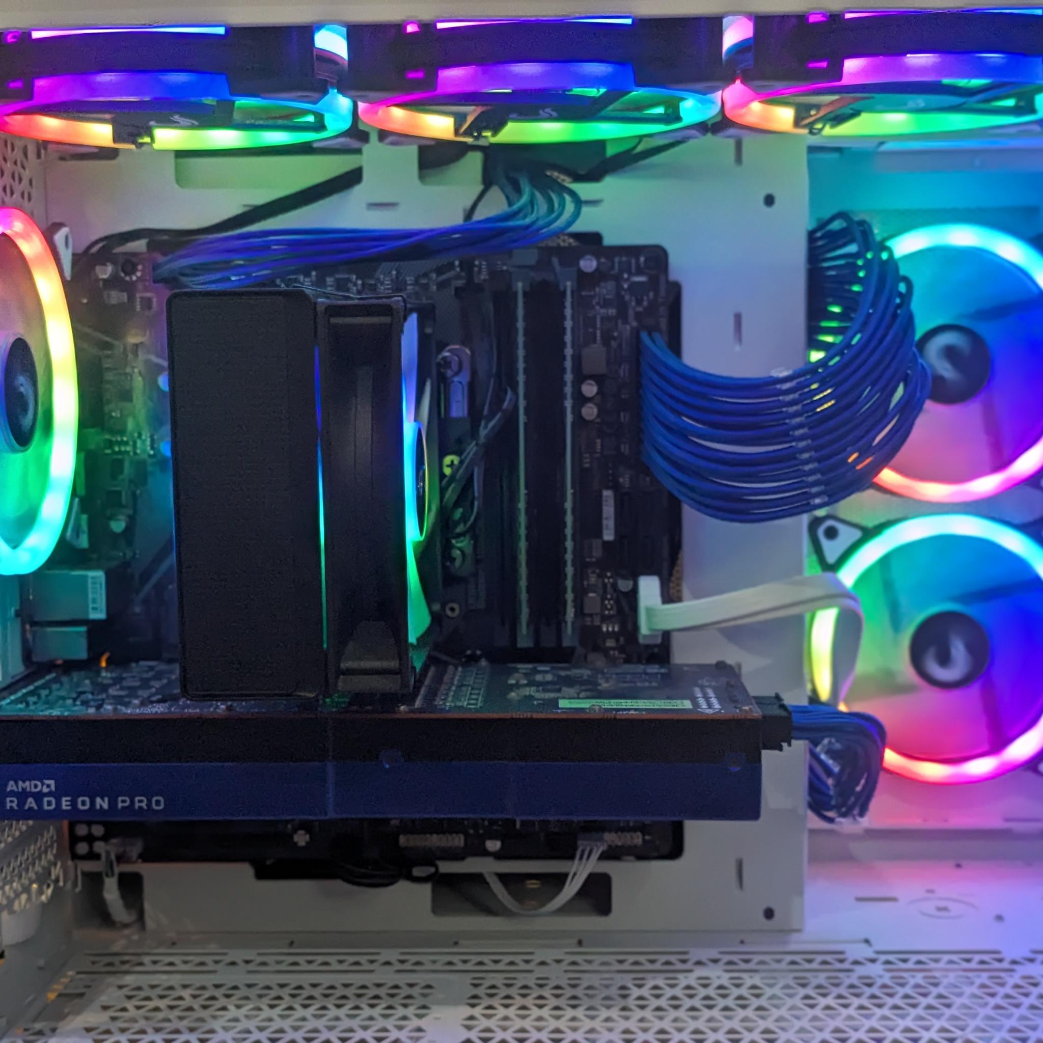 200 FPS Fortnite | i5-10500, Radeon 5700, 32GB RAM, 512GB NVME SSD, Win11, WiFi