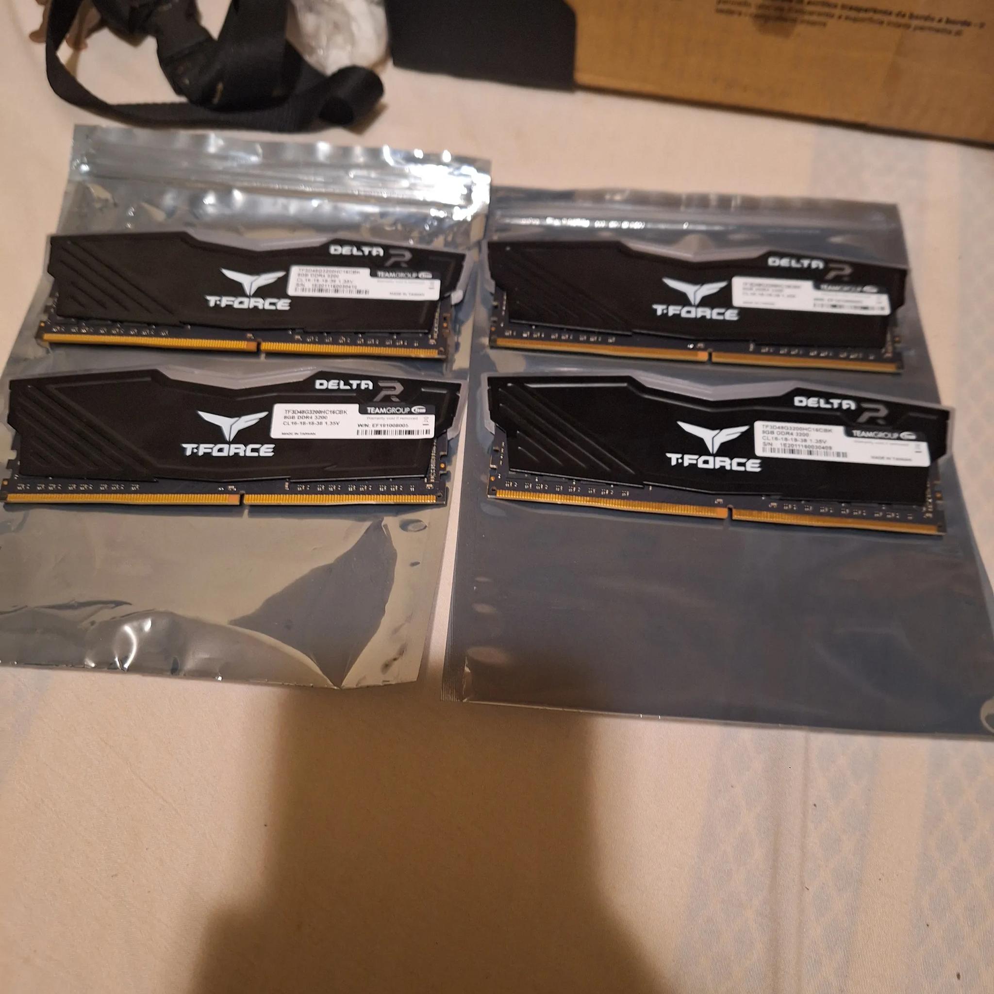 Team Group T-Force A-RGB DDR4 RAM 32gb (4x8gb)