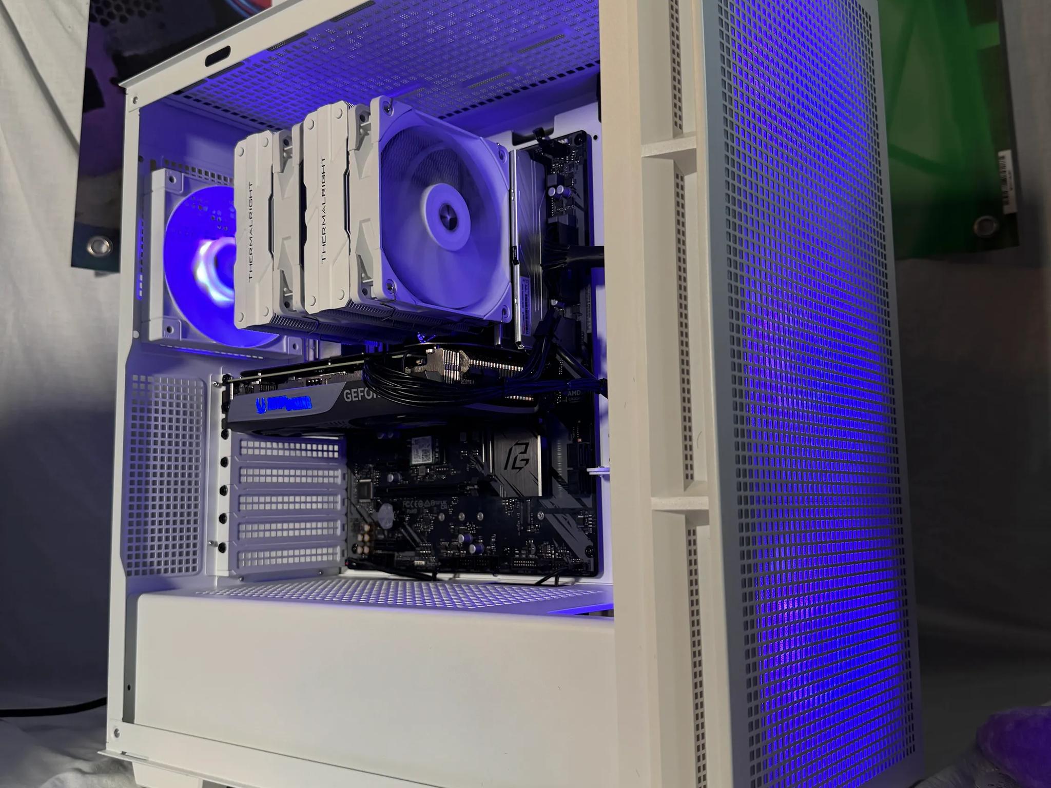 RTX 4070 | Ryzen 5800X3D | 32GB DDR4 | 1TB SSD | Gaming PC