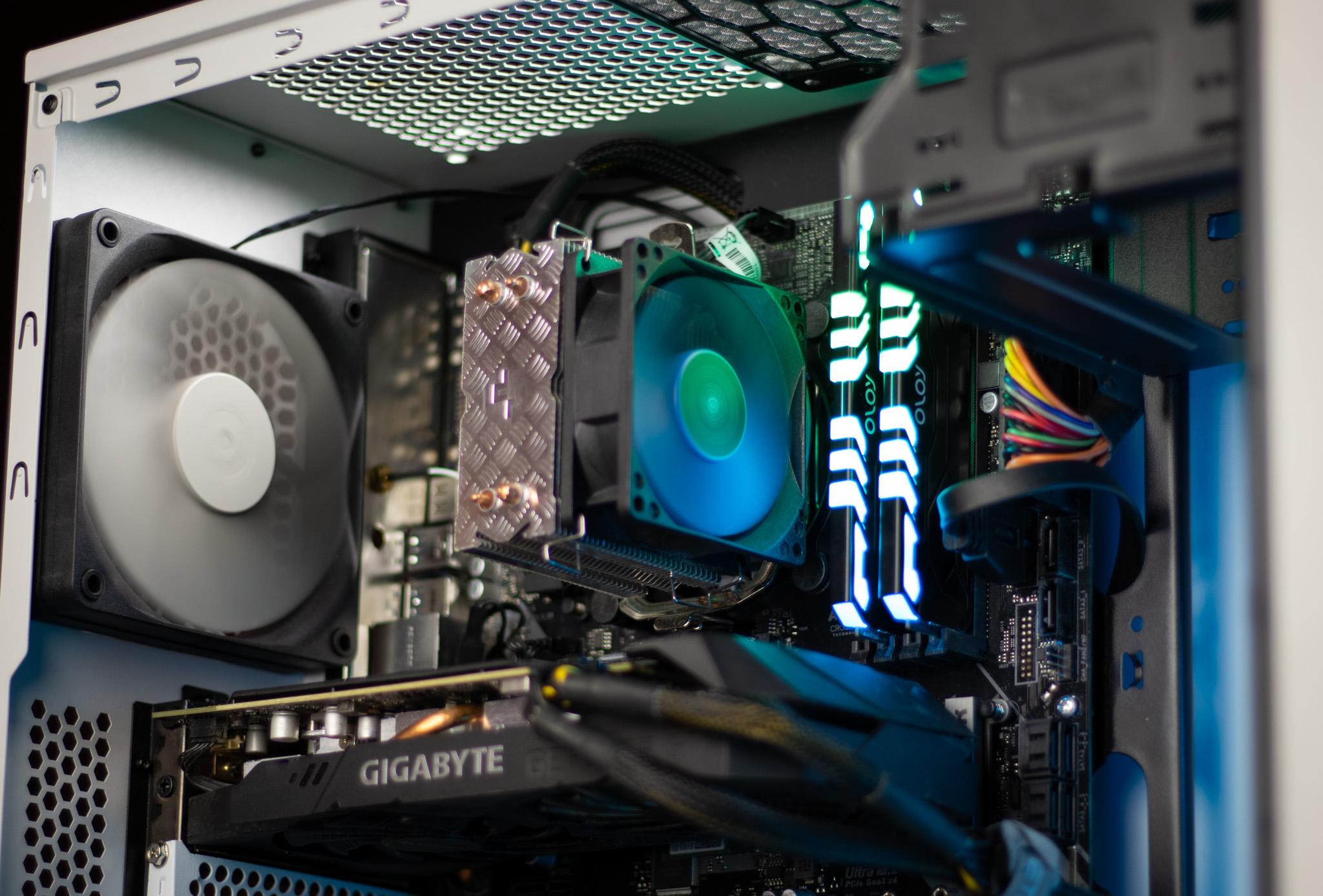 [Build Used] GTX 1660 i5 8600 32GB Windows 11 800GB Gaming PC