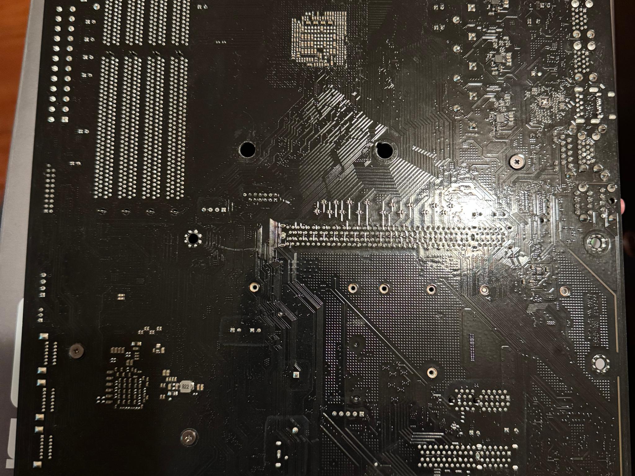 ASRock X570 Phantom Gaming 4 ATX Motherboard with I/O SHIELD AMD Socket AM4 PCIe 4.0 M.2 DDR4